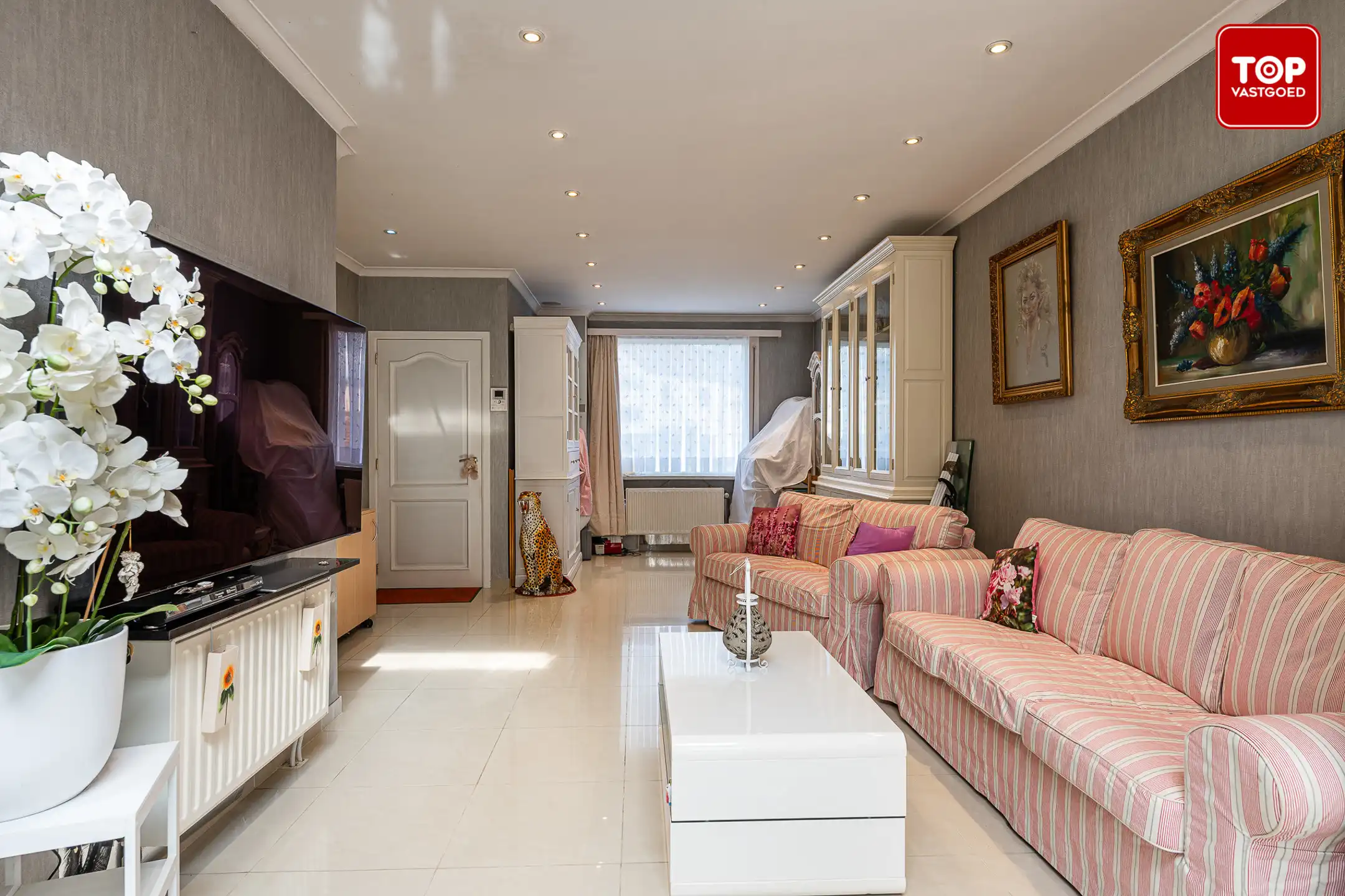 Instapklare woning met 3 slaapkamers en leuke buitenruimte.  foto 3