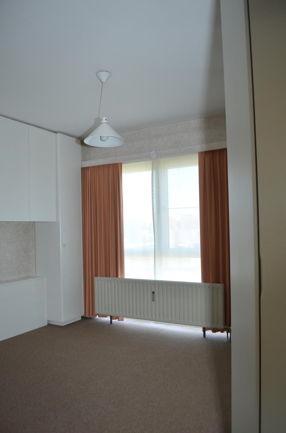 Volledig gerenoveerd appartement met mooi open zicht. foto 10