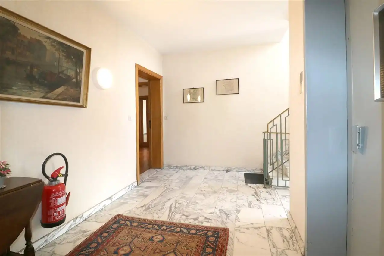 EPC B, zonnig, ruim, lichtrijk, klasse, autostaanplaats, liftl  foto 4