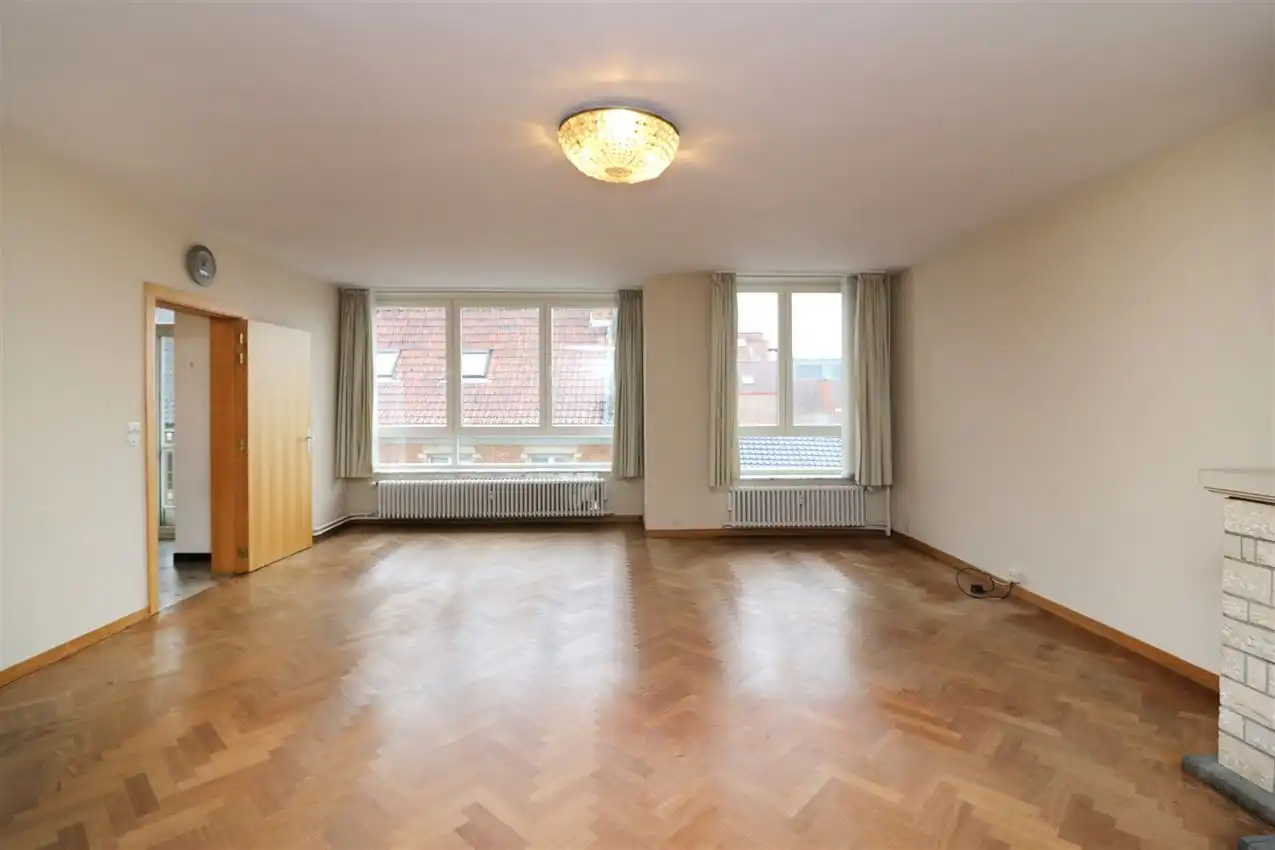 Karaktervol app. met 2 slpks en garage in hartje centrum foto 4