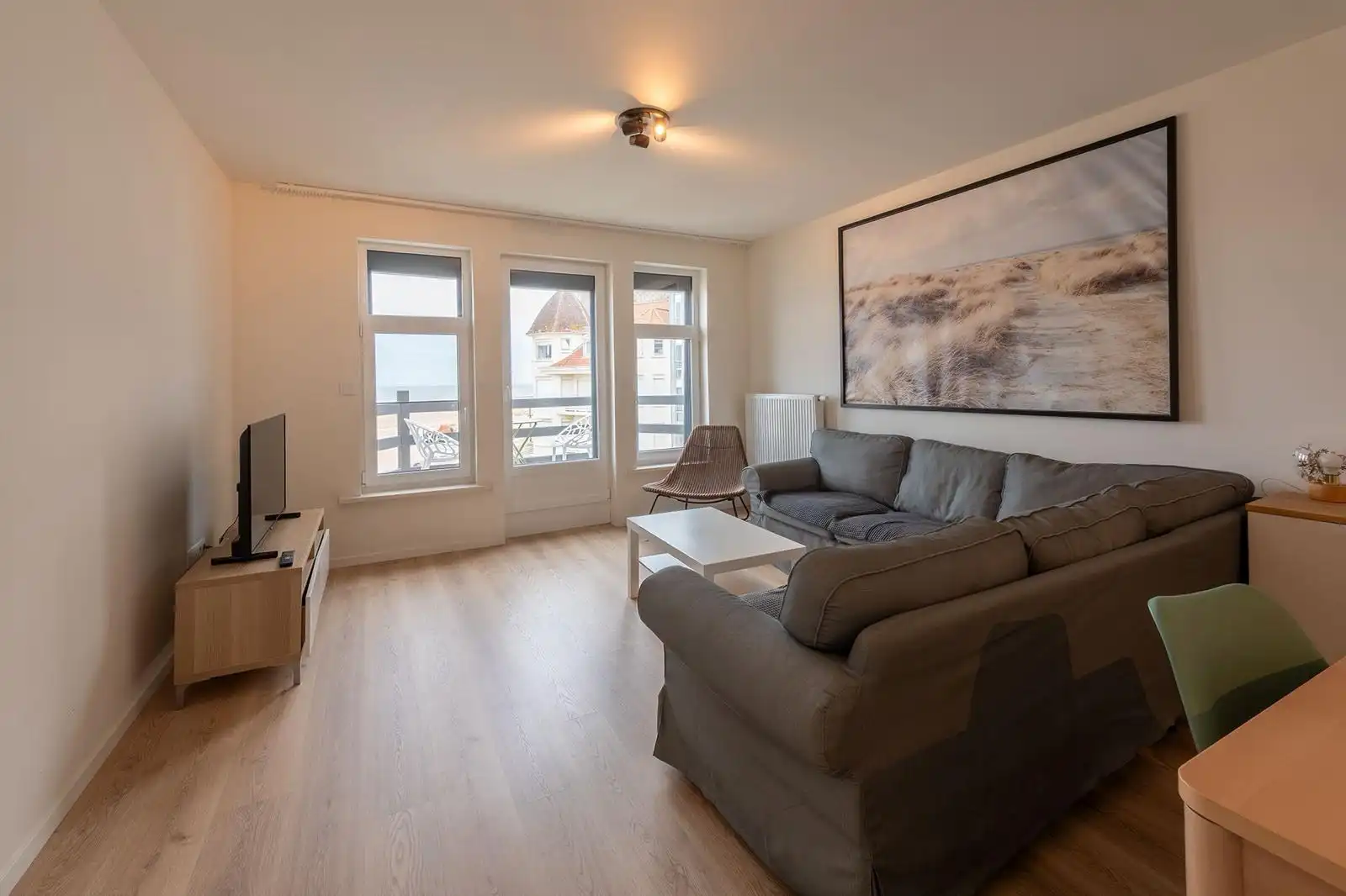 Prachtig 2-slaapkamerappartement met frontaal zeezicht foto 6