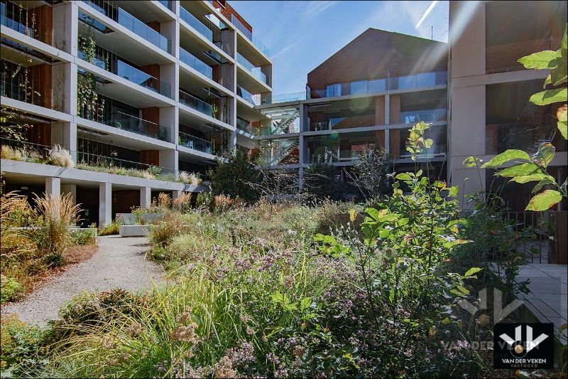 Zeer recent en bijzonder goed afgewerkt assistentie-appartement met 2 slaapkamers en een riant terras van 23m² met het beste zicht op de binnentuin in het hartje van Hasselt-centrum foto 17