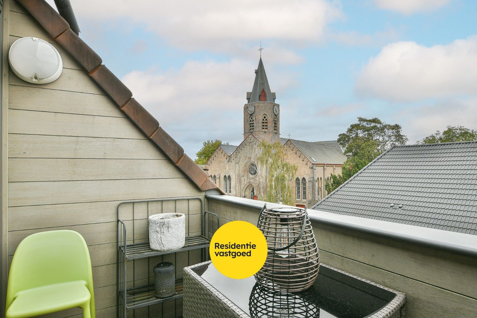 Recent appartement met 3 slaapkamers in het centrum van Eernegem foto 5