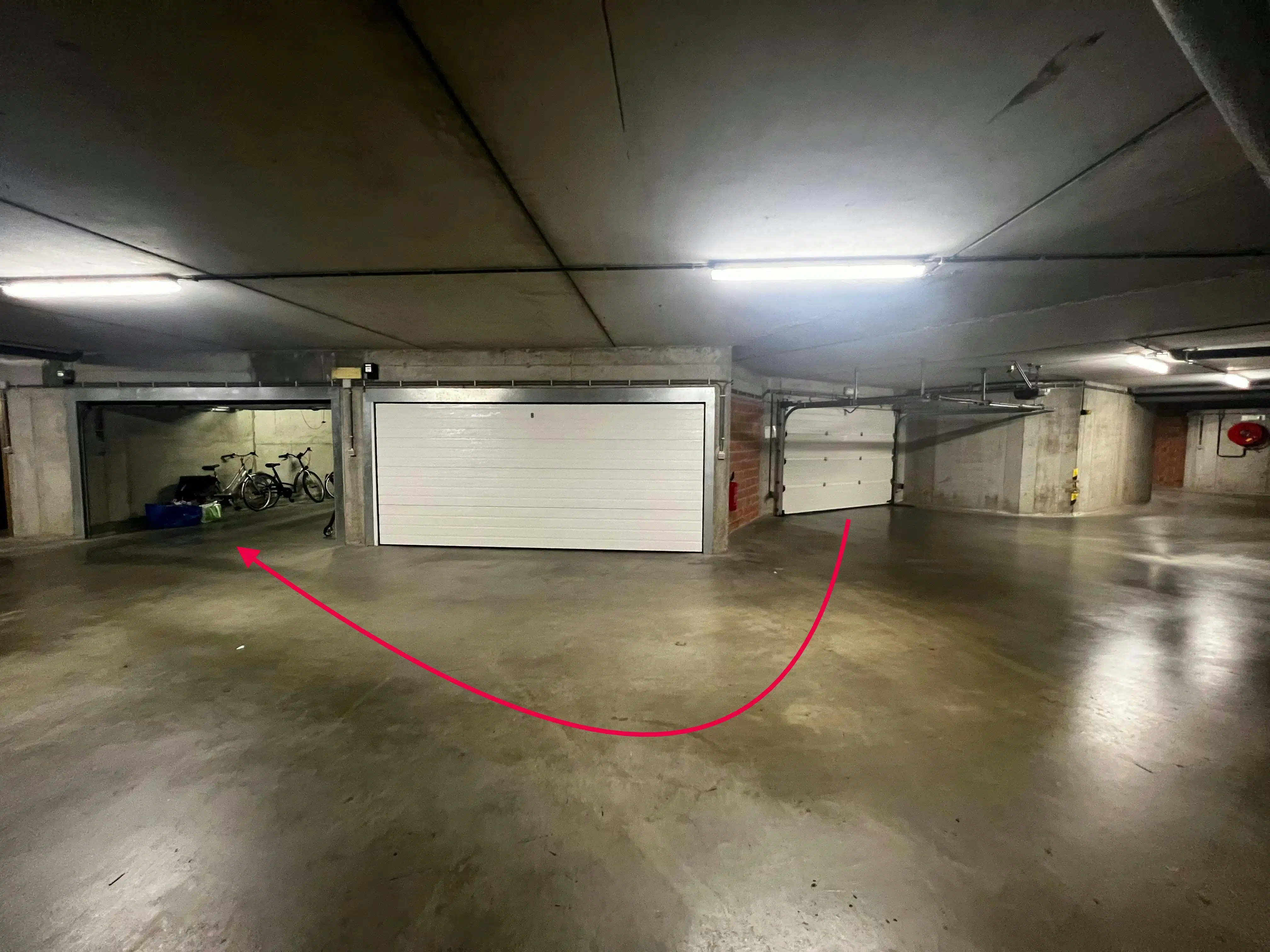 Garagebox te koop - Mariakerkelaan te Oostende foto 4