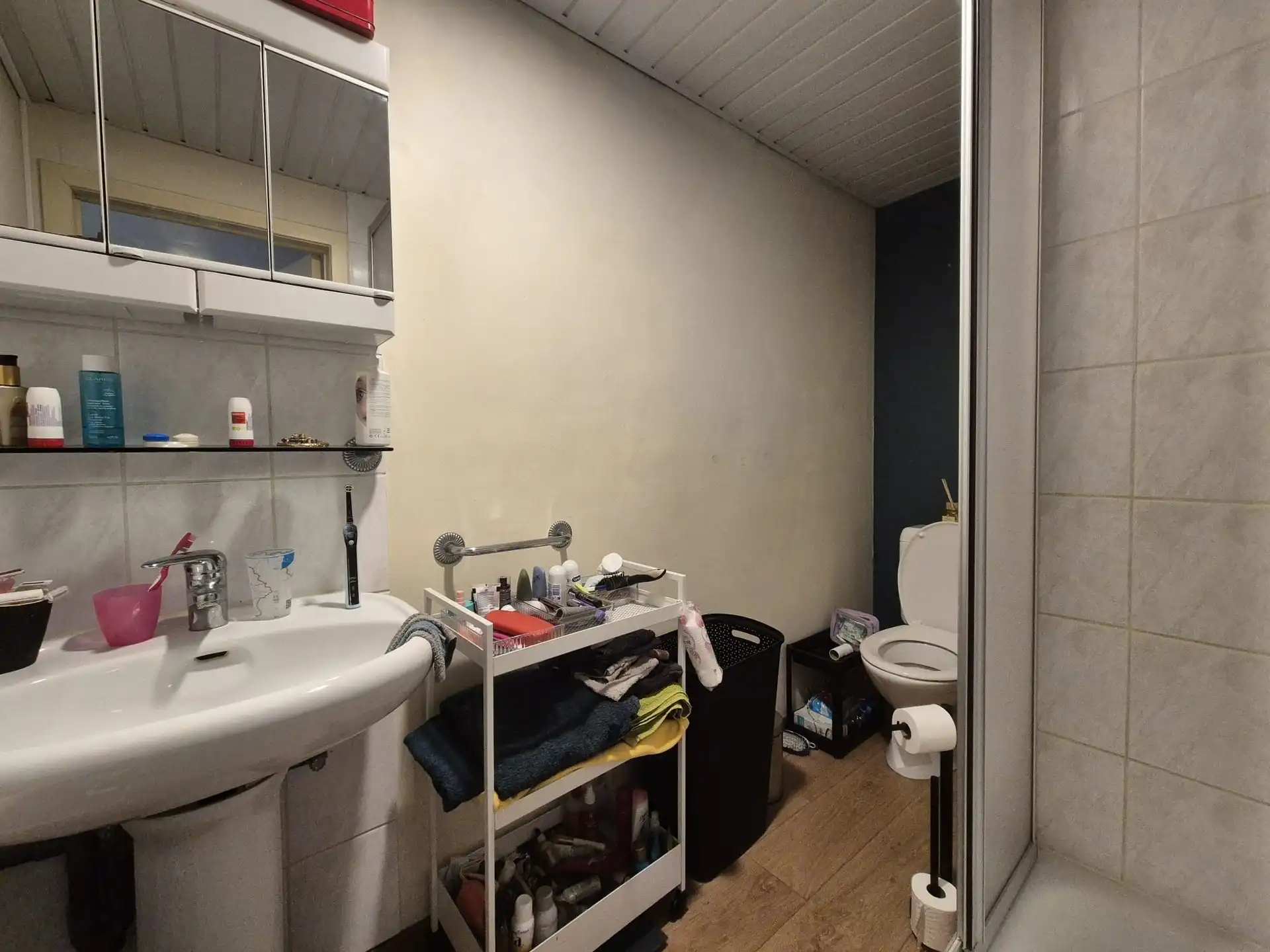 Gunstig gelegen dakappartement aan station.  foto 16