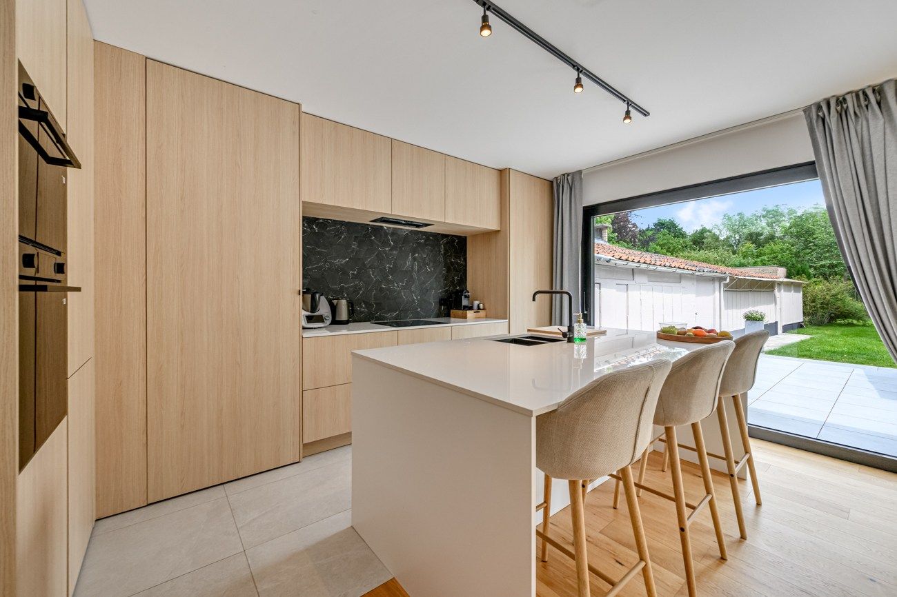 Gezellige, instapklare HOB met 4/5 slaapkamers, dressing en een grote tuin foto 2