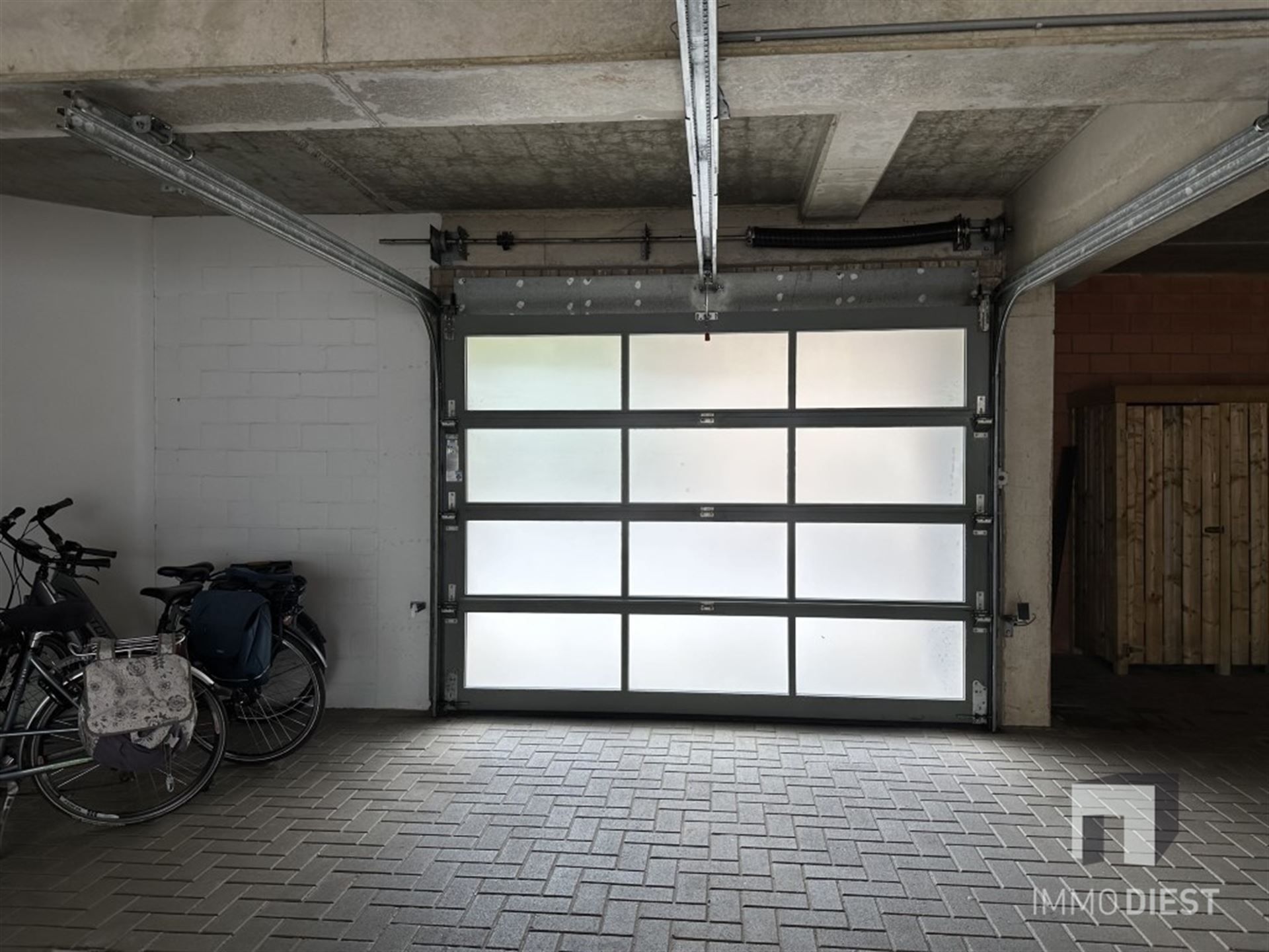 Villa appartement met zicht op de Ezeldijkmolen - 3 slpks, terras en parking foto 42