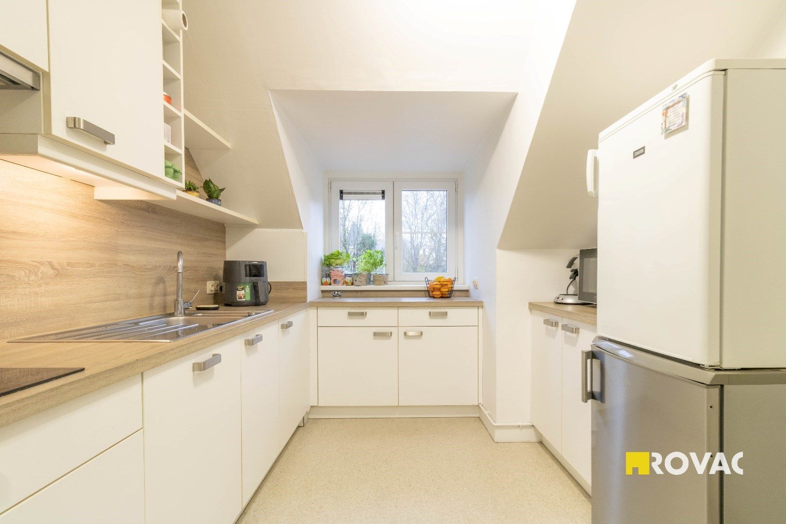Éénslaapkamer appartement op de 2e verdieping met garage - gelegen op 500 meter van centrum!  foto 4