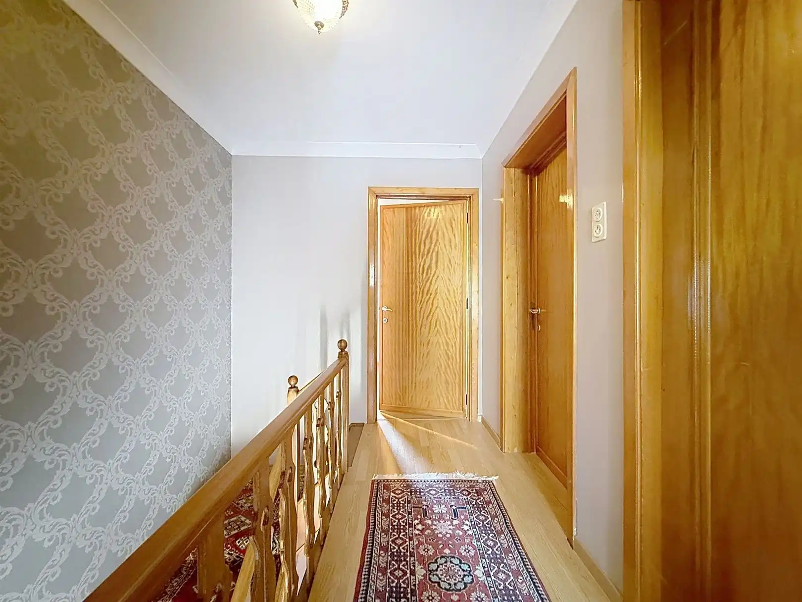 Ruime woning met extra woon- of werkpotentieel  foto 49