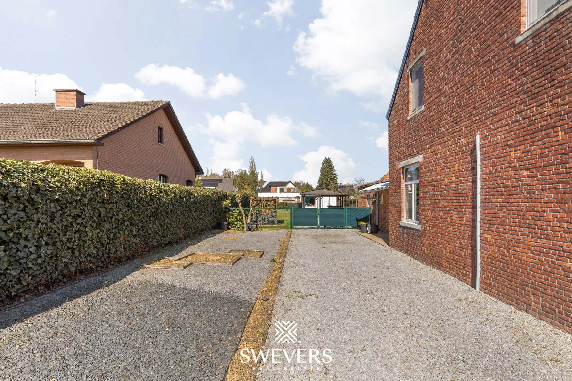 Charmante open bebouwing met renovatiepotentieel op toplocatie nabij centrum Heusden-Zolder foto 24