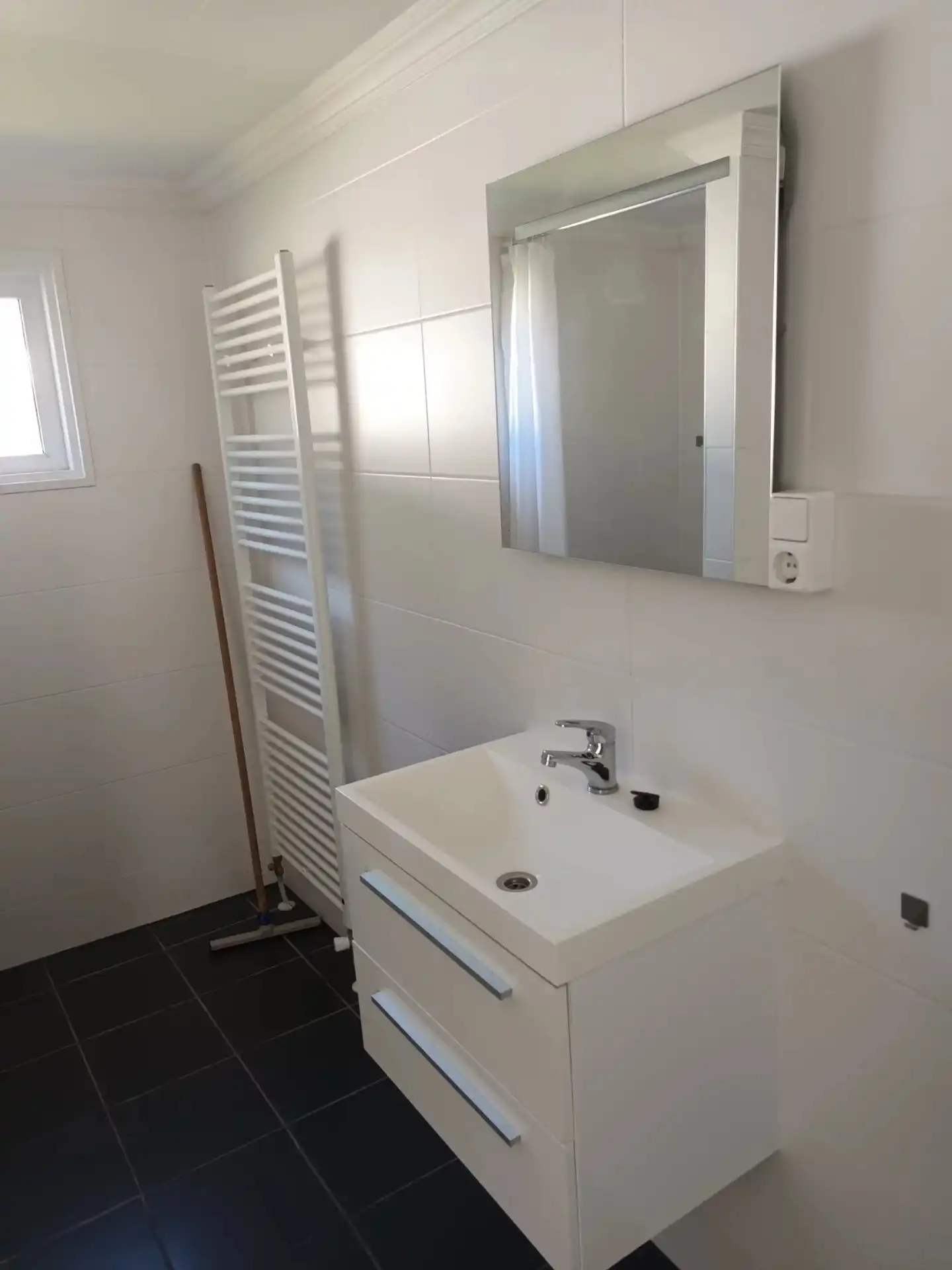 ruime chalet voor 4 personen op vakantiepark Europarcs te Mol foto 16