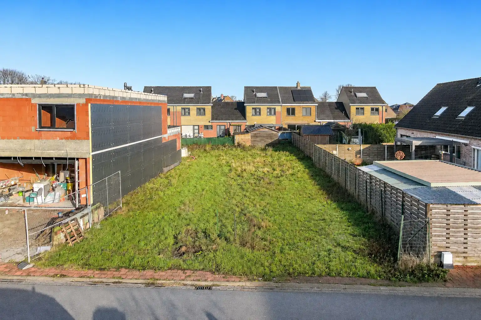 Bouwgrond voor halfopen bebouwing – 487 m² foto 3