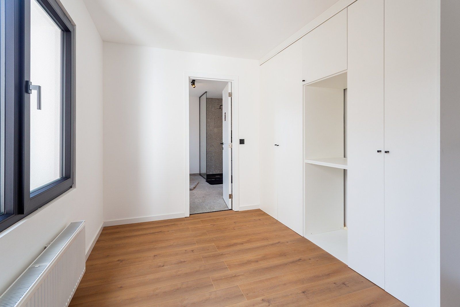 Tiptop gerenoveerde woning met tuin foto 14