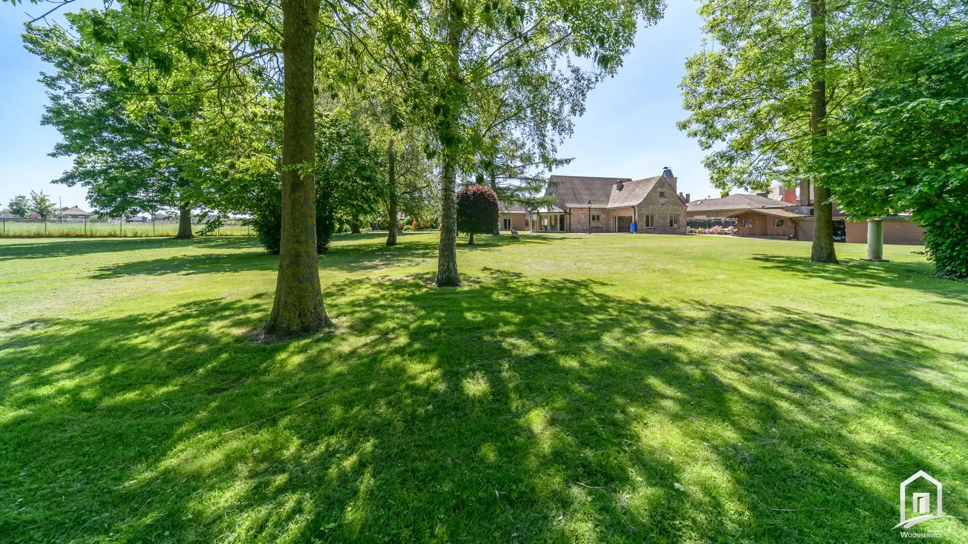 Karaktervolle villa met 3 slaapkamers, 2x dubbele garage en prachtig perceel in Hofstade. foto 15