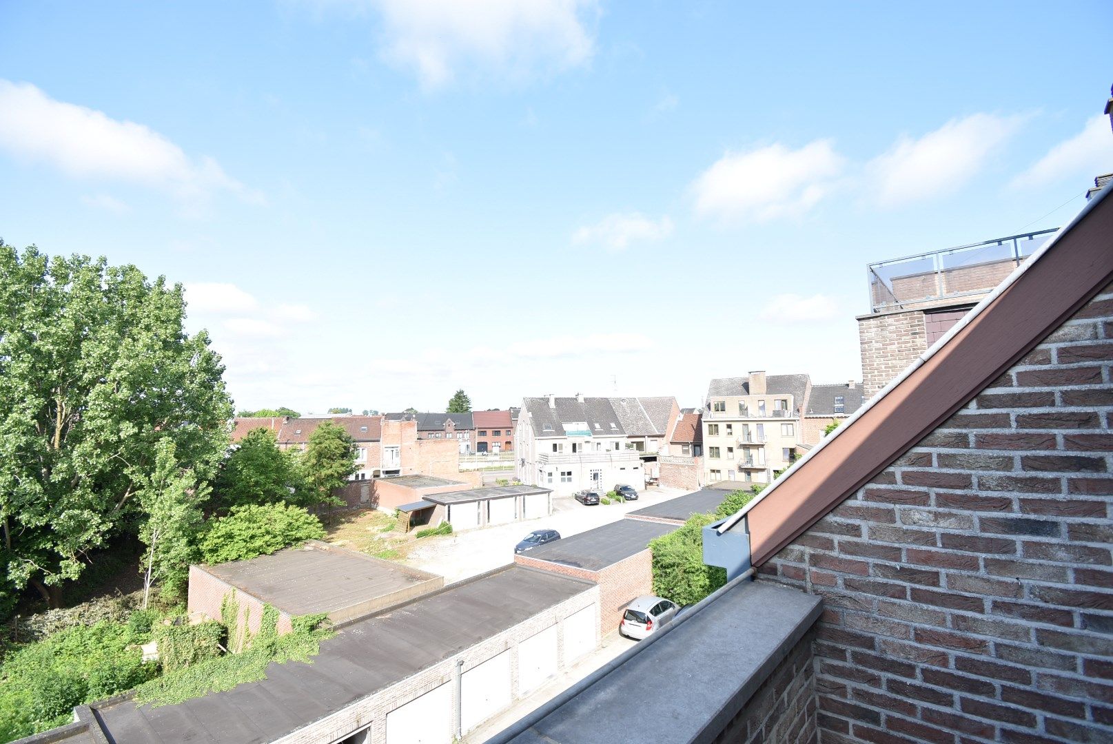 Gezellig duplex-appartementje met 1 slaapkamer nabij centrum van Bilzen foto 9