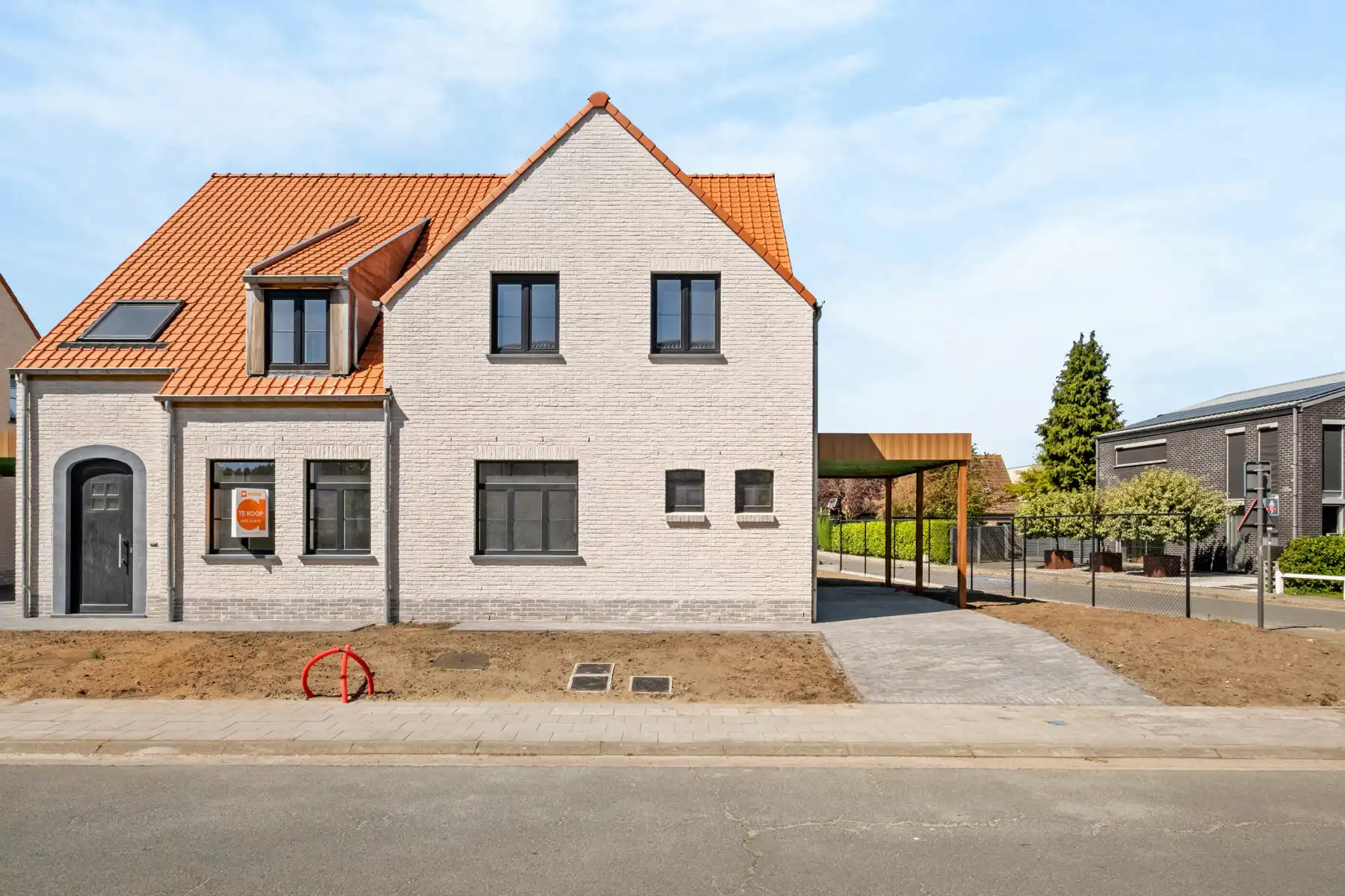 Nieuwbouw afgewerkte woning te Jabbeke - 6% BTW mogelijk foto 2