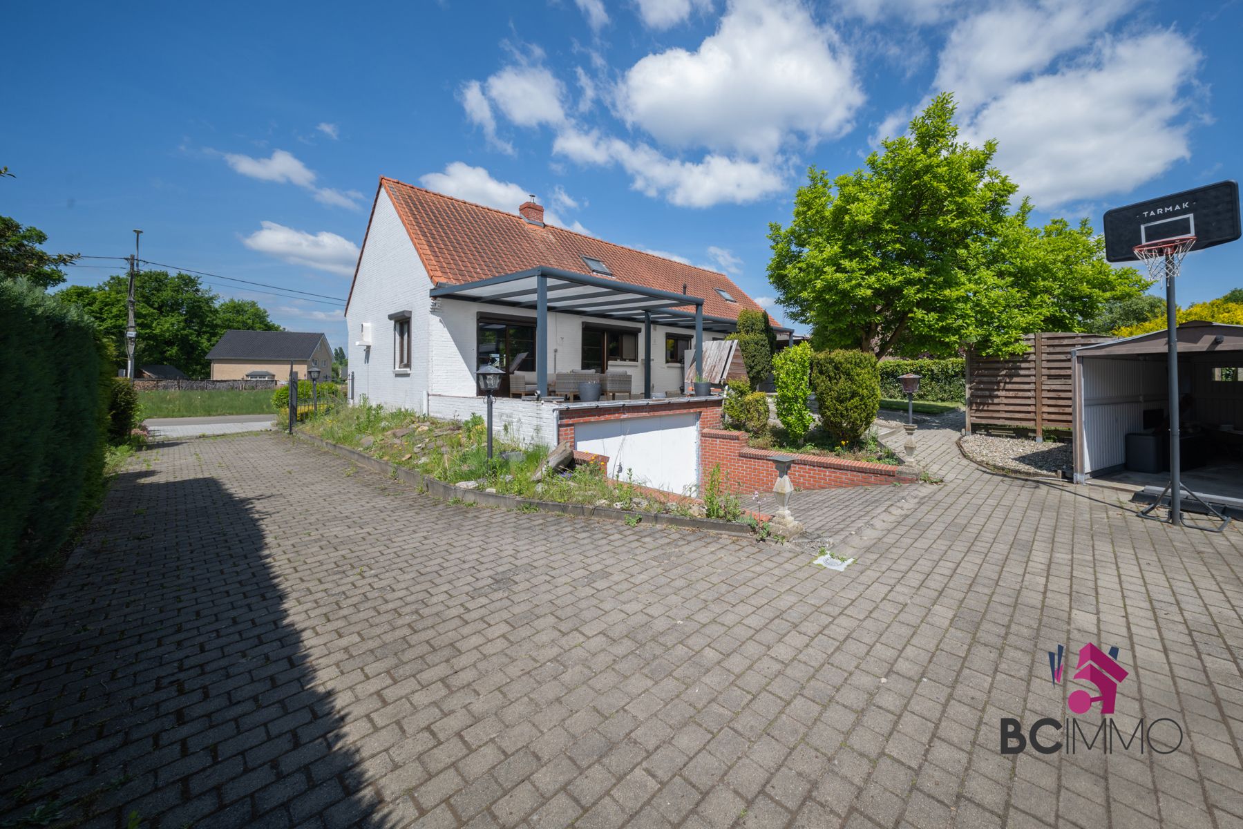 Gerenoveerde gelijkvloerse woning met 3 slaapkamers foto 18