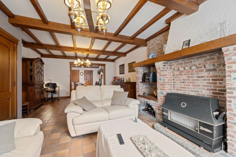 Ruime woning op Spoele met inpandige garage. foto 6