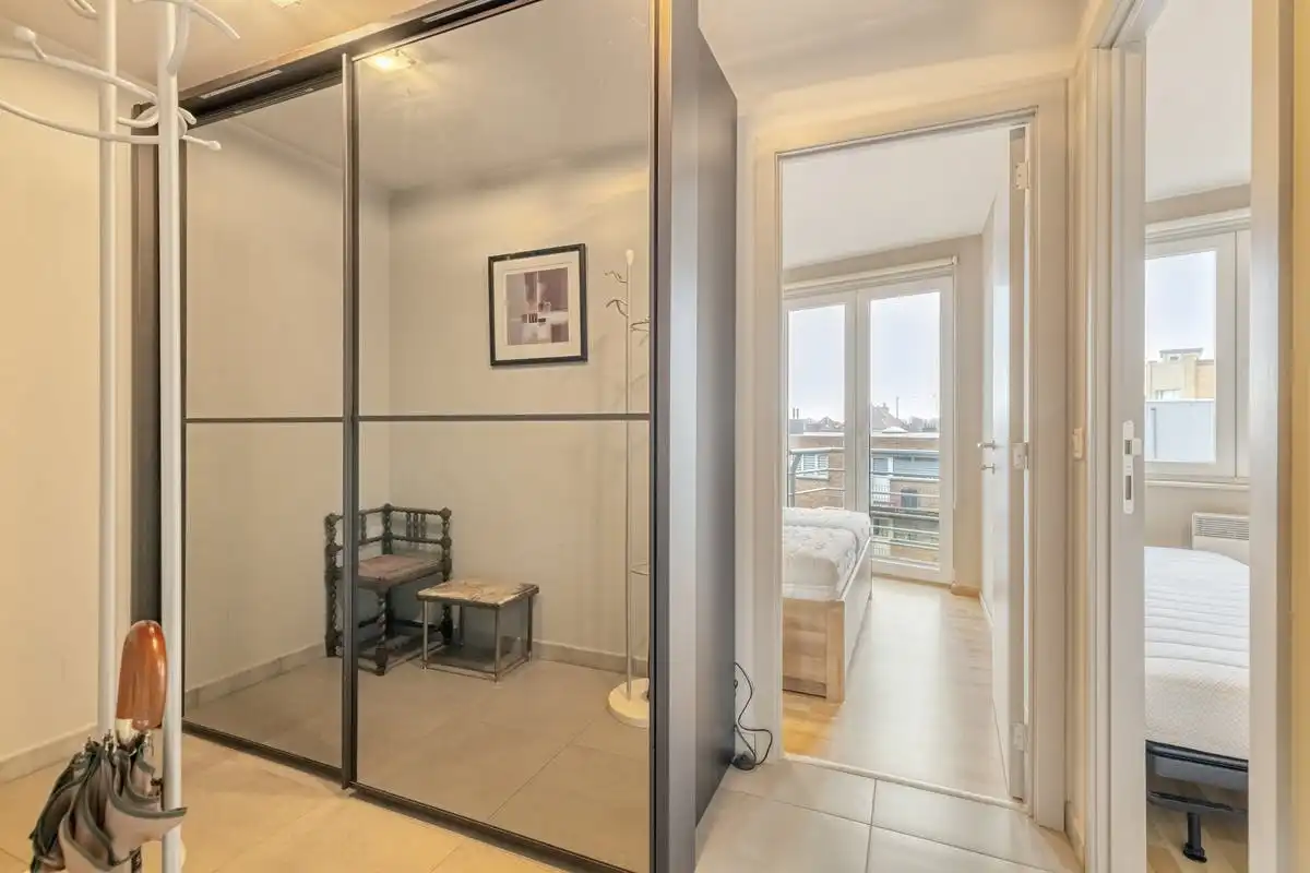 Appartement met twee slaapkamers te koop in Sint-Idesbald! foto 15