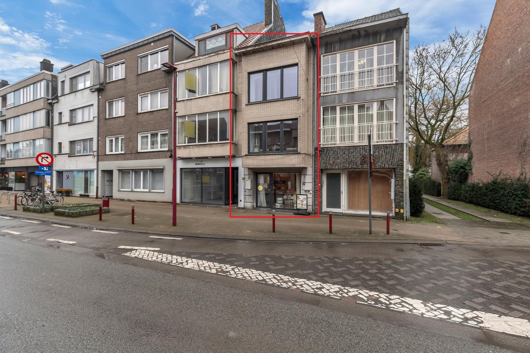Unieke woning met multifunctionele (handels)ruimte op een toplocatie in Deinze foto 2