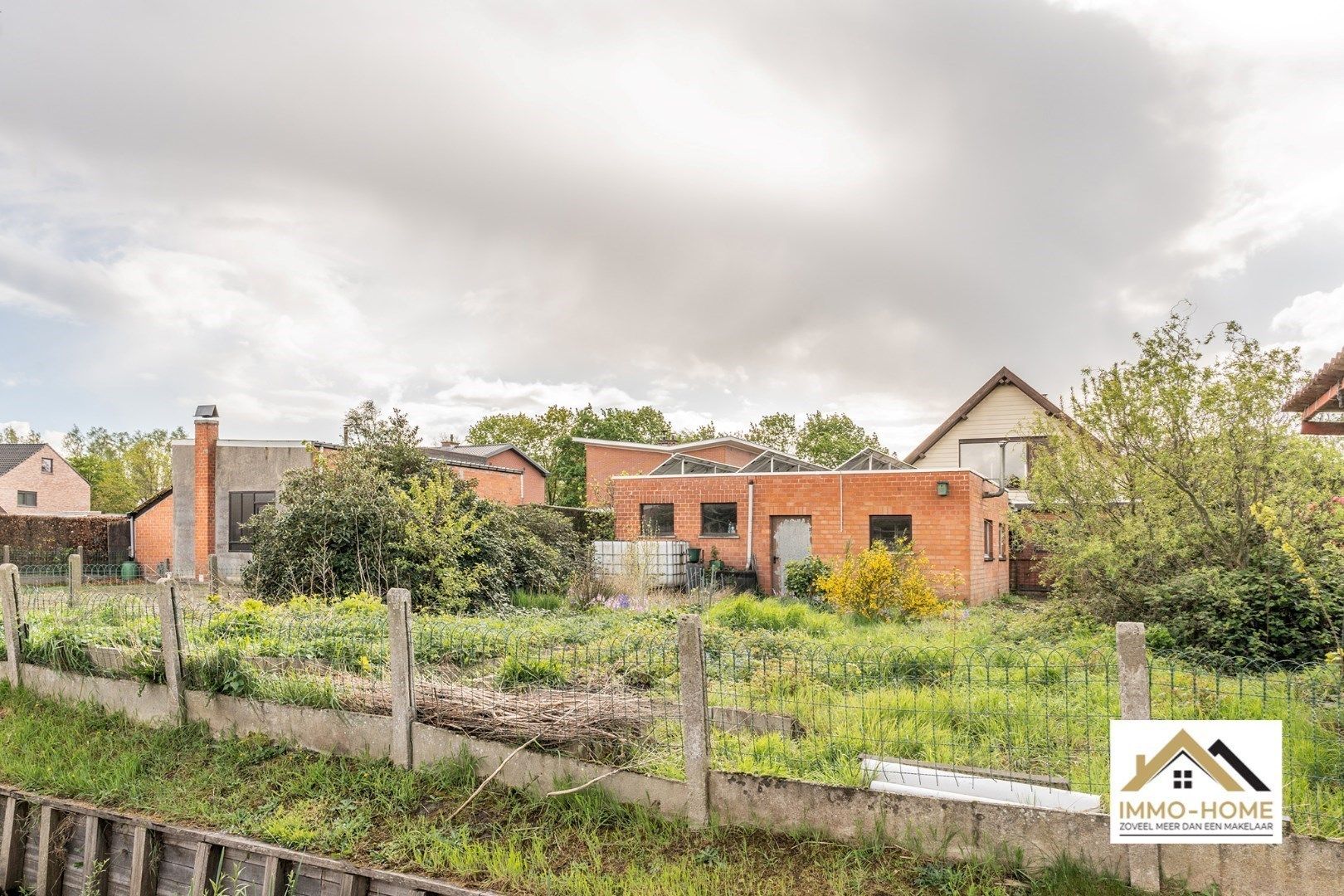 Ruime vrijstaande woning in groene omgeving foto 24