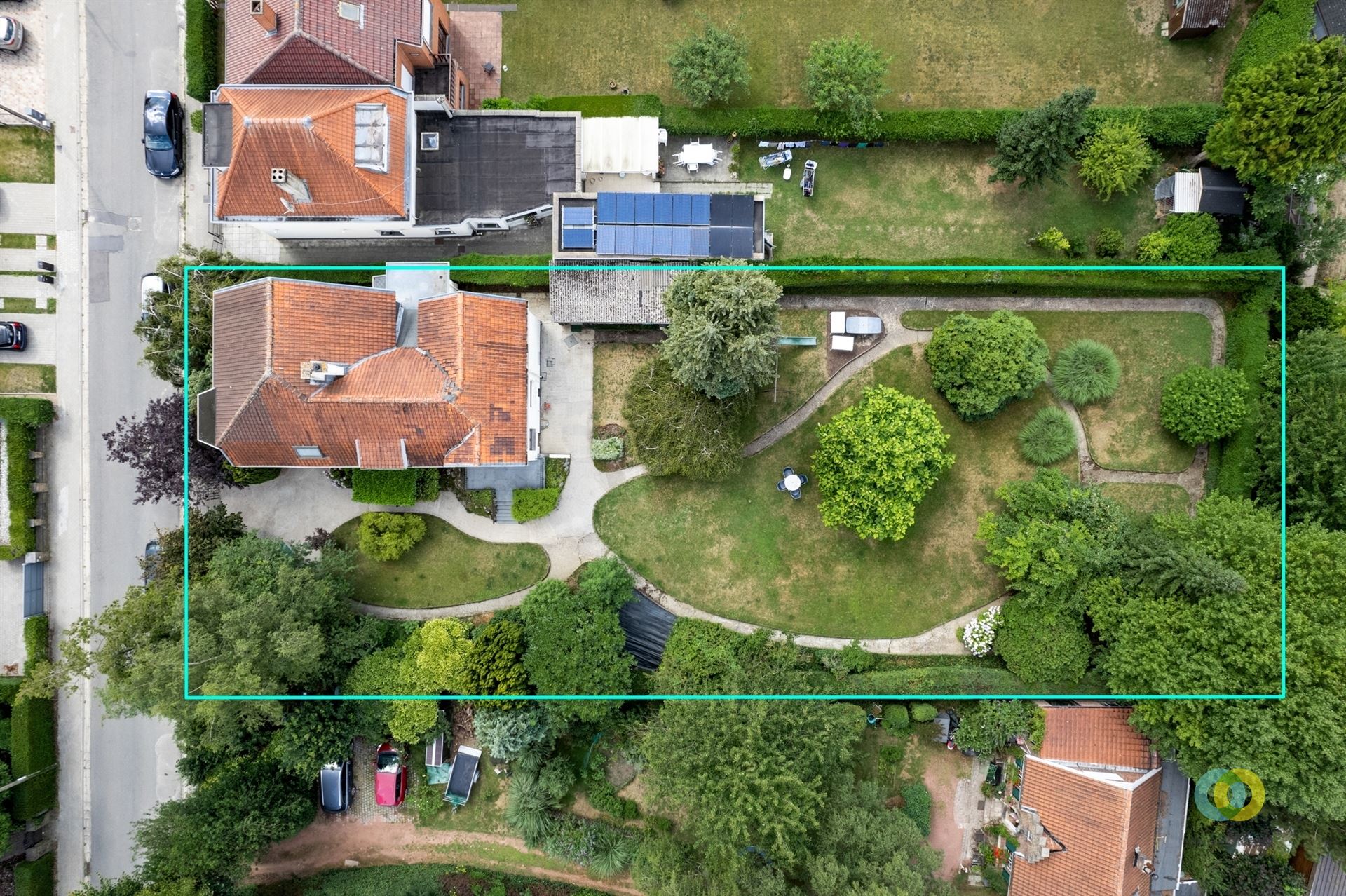 Karaktervolle villa op mooi perceel foto 20