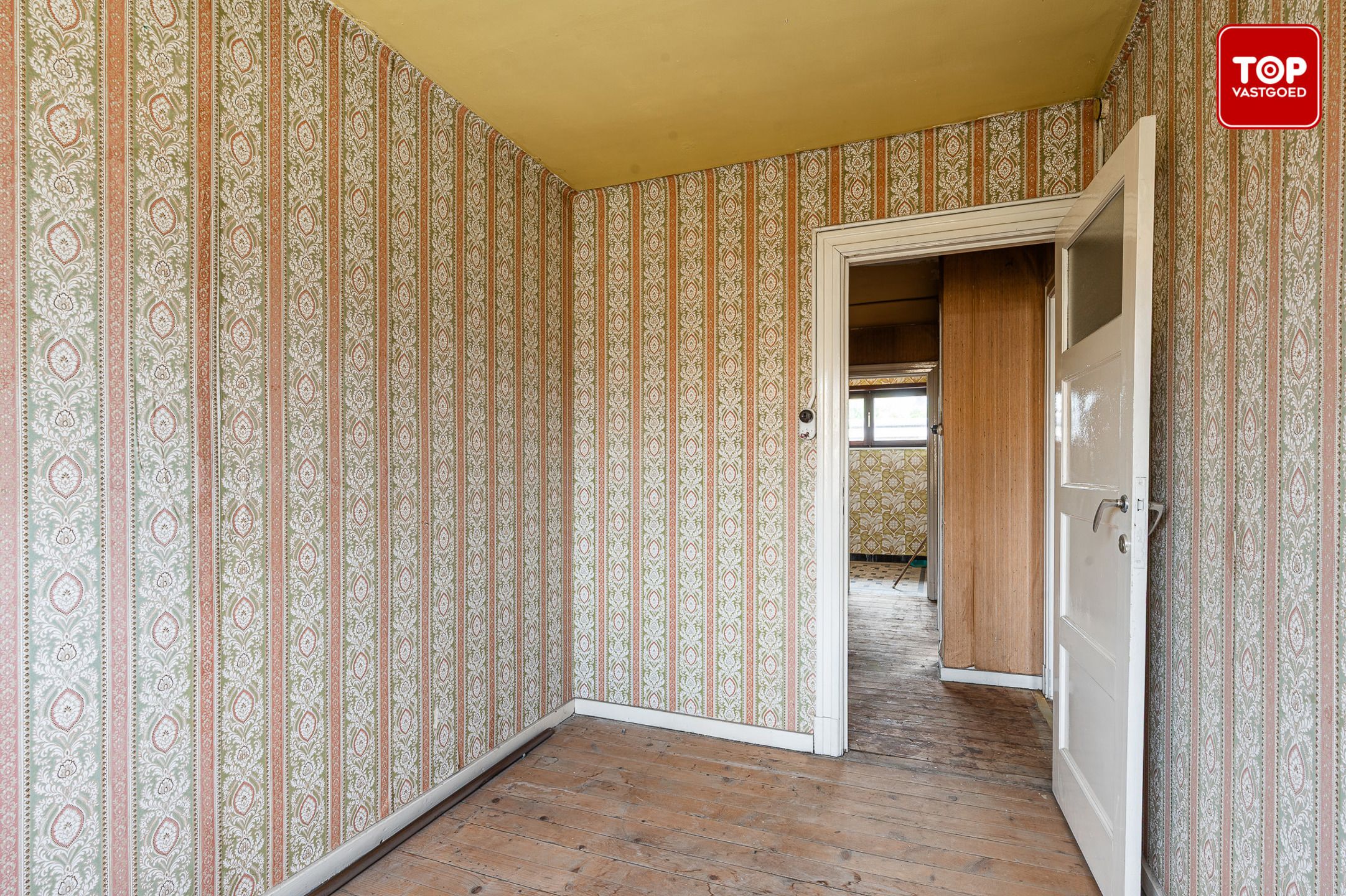 Ruime te renoveren woning met 6 slaapkamers te koop in Gent foto 24