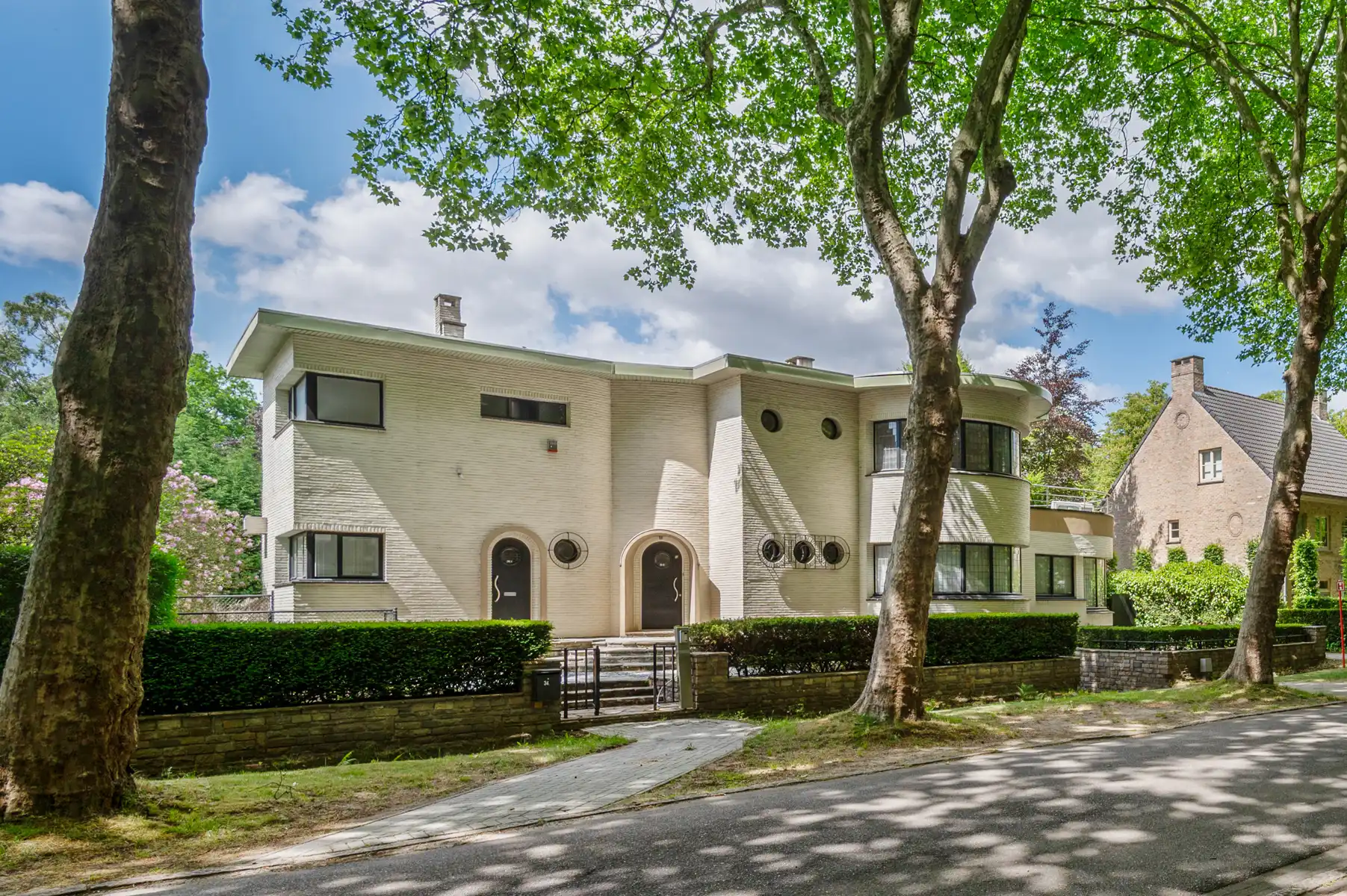 Karaktervolle Art-Deco villa op toplocatie in Brasschaat foto 2