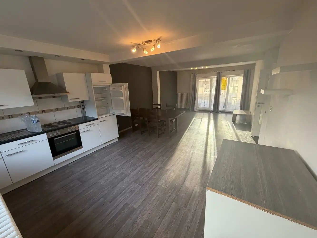 Genk, Nieuwe Kuilenweg 57 - Appartement met 1 slaapkamer, ruim terras, garagebox en autostaanplaats. foto 5