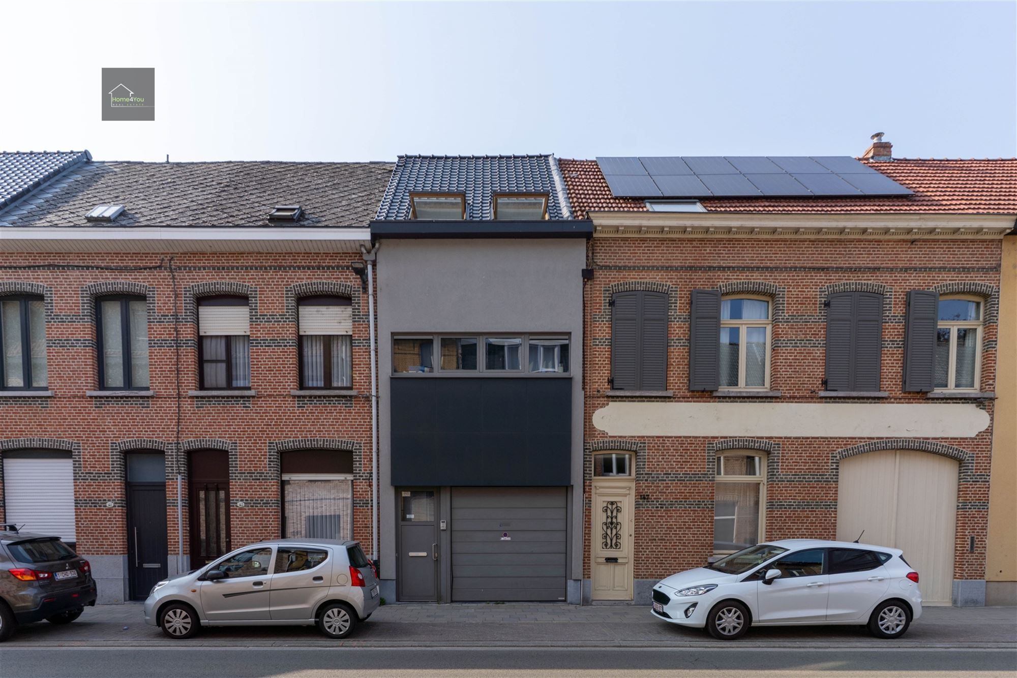 Instapklare woning met 3 slaapkamers te koop! foto 2