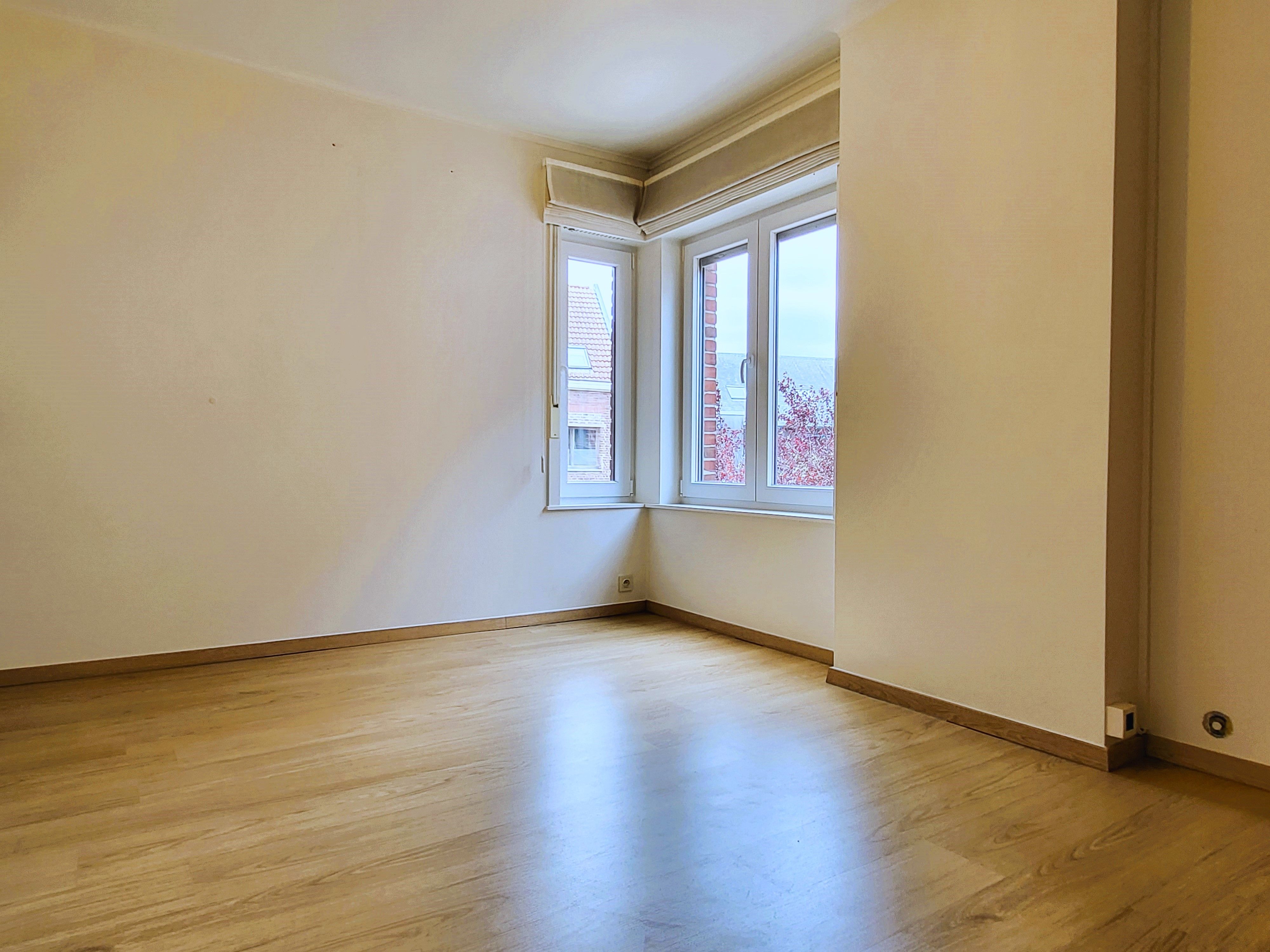 Lichtrijke penthouse van 143m² met landelijk uitzicht, gelegen op de 1ste en 2de verdieping. foto 10