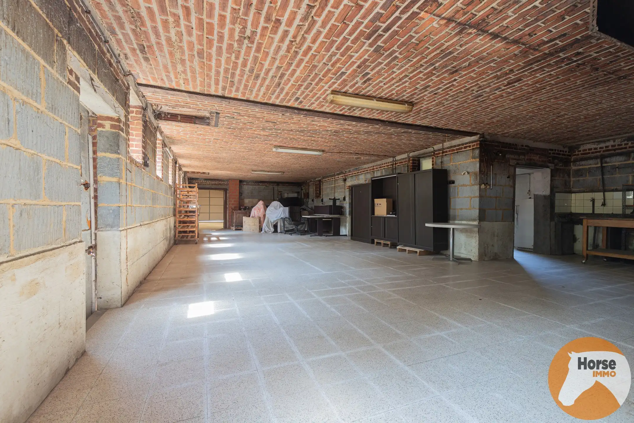 ST-L-ESSE - Ruime burgerwoning met achterliggende ateliers foto 24