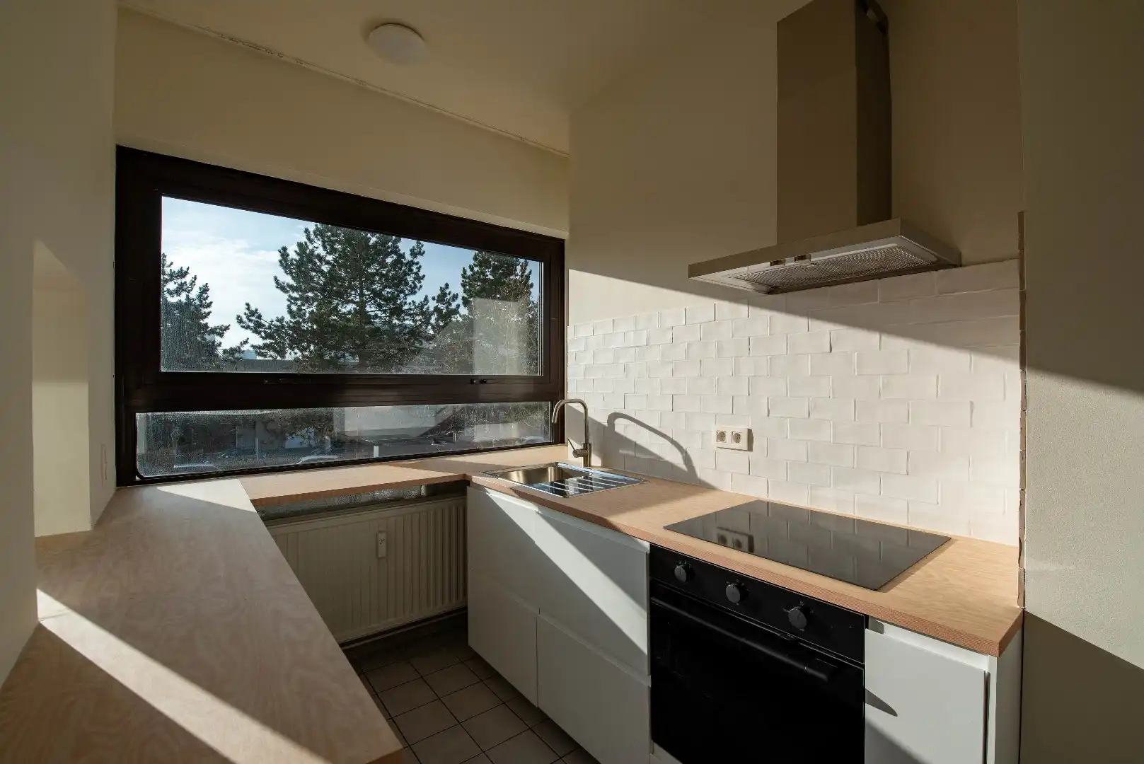 Instapklaar appartement op de 1ste verdieping met terras foto 7