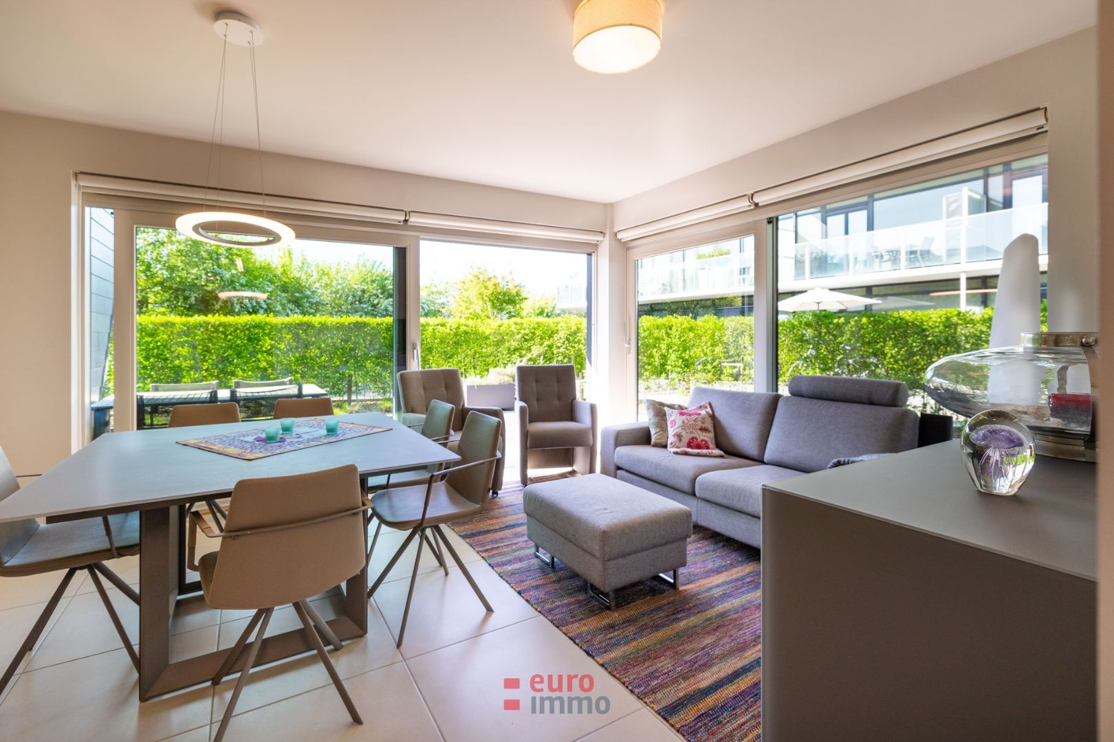 Super rustig gelegen appartement met immens groot terras! foto 2