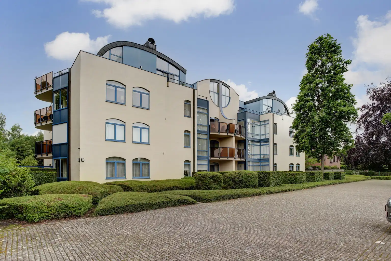 Uitzonderlijk appartement van 172m² met 3 slaapkamers. foto {{pictureIndex}}