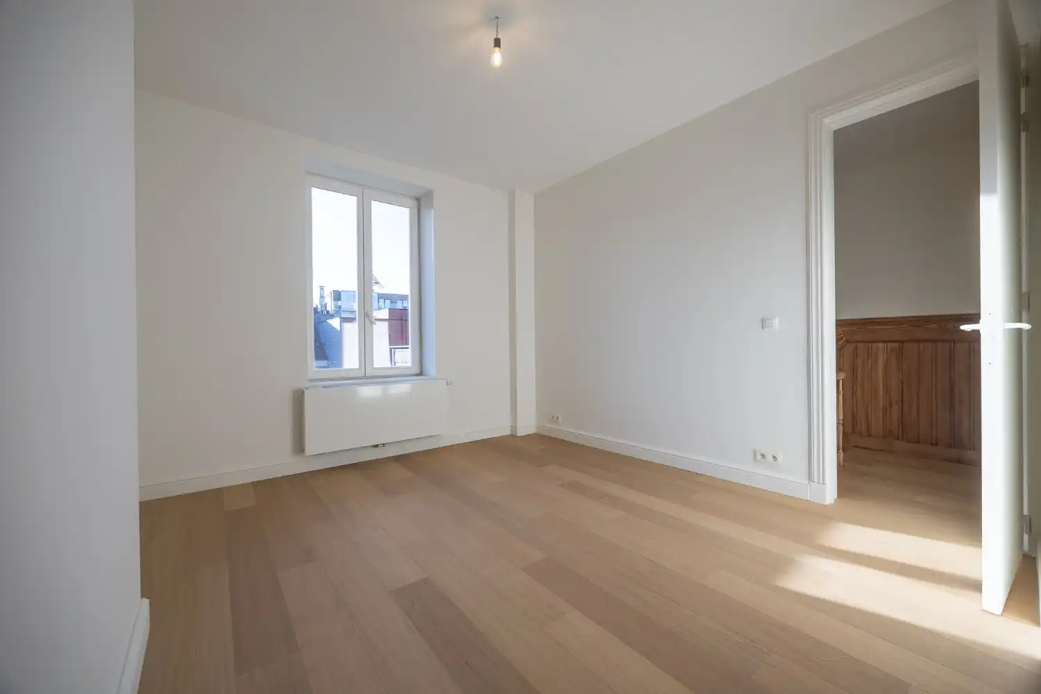 Gerenoveerd herenhuis met 5 slaapkamers foto 31