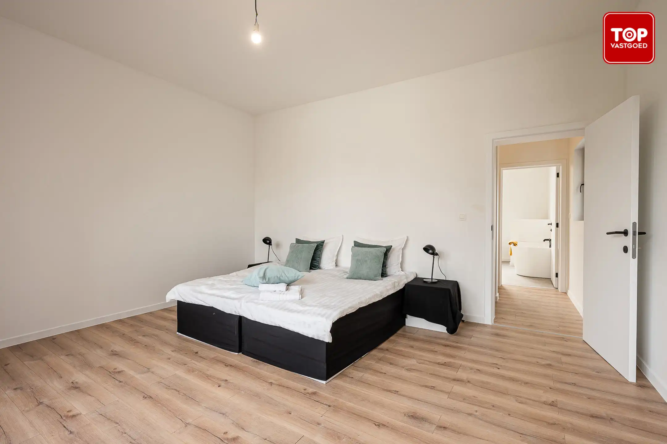 Ruime, energiezuinige woning met 4 slaapkamers. foto 12