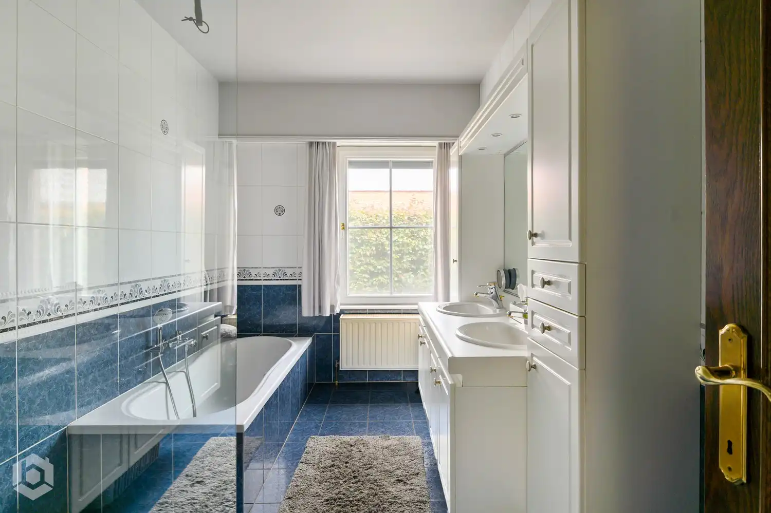 Instapklare villa met 5 slpkrs en zwembad op een perceel van 2.649 m² foto 10
