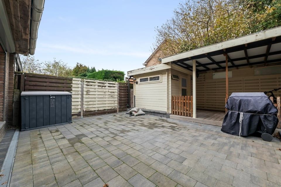 ENERGIEZUINIGE GEZINSWONING MET GARAGE VLAKBIJ HET CENTRUM VAN SINT-TRUIDEN foto 14