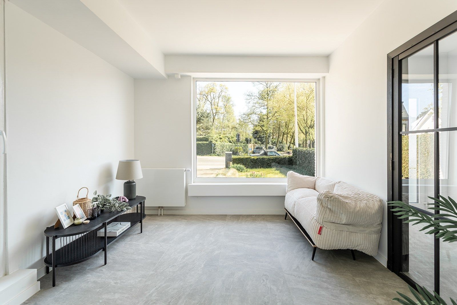 Nét gerenoveerde woning met aangename tuin  foto 20