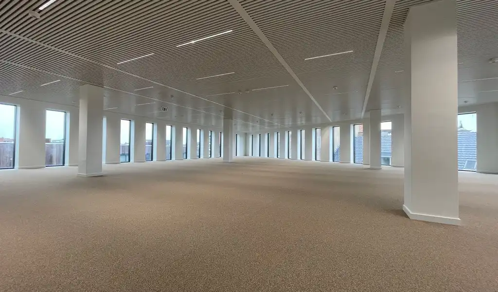 Zuidpoort Mechelen - nieuwbouw kantoren te huur aan station foto 3