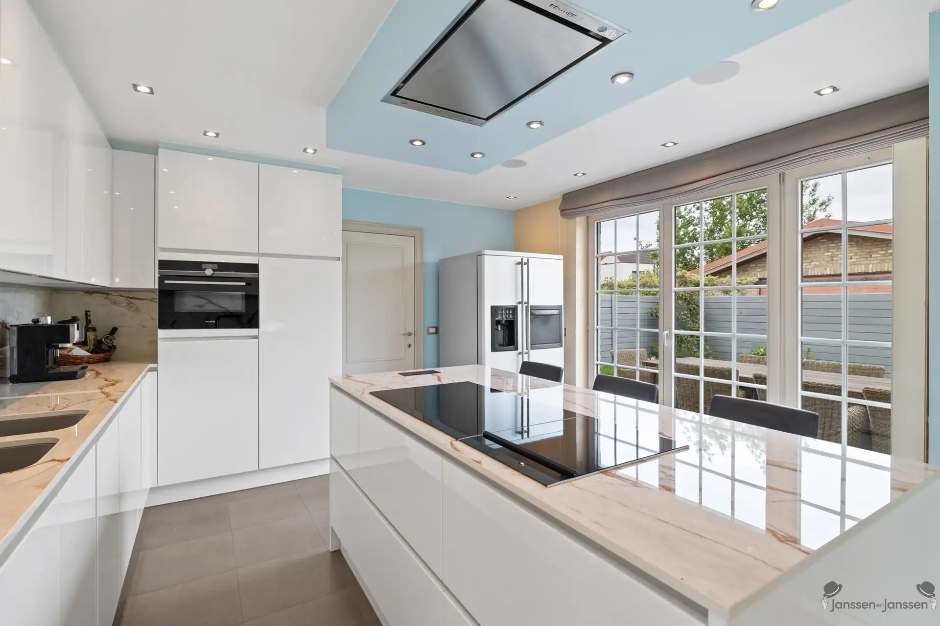 Stijlvolle villa met zwembad op topligging in Knokke-Heist foto 16