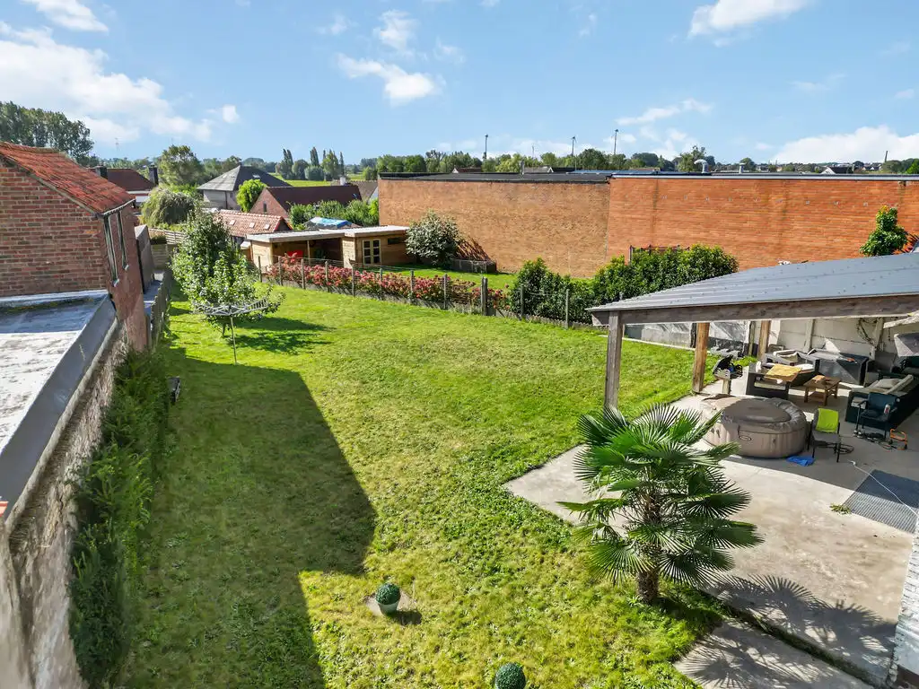 Ruim woonhuis met ruim magazijn op 908m²! foto 18