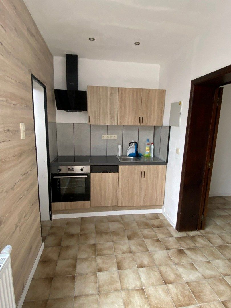 Woning met twee slaapkamers te Lennik foto 4