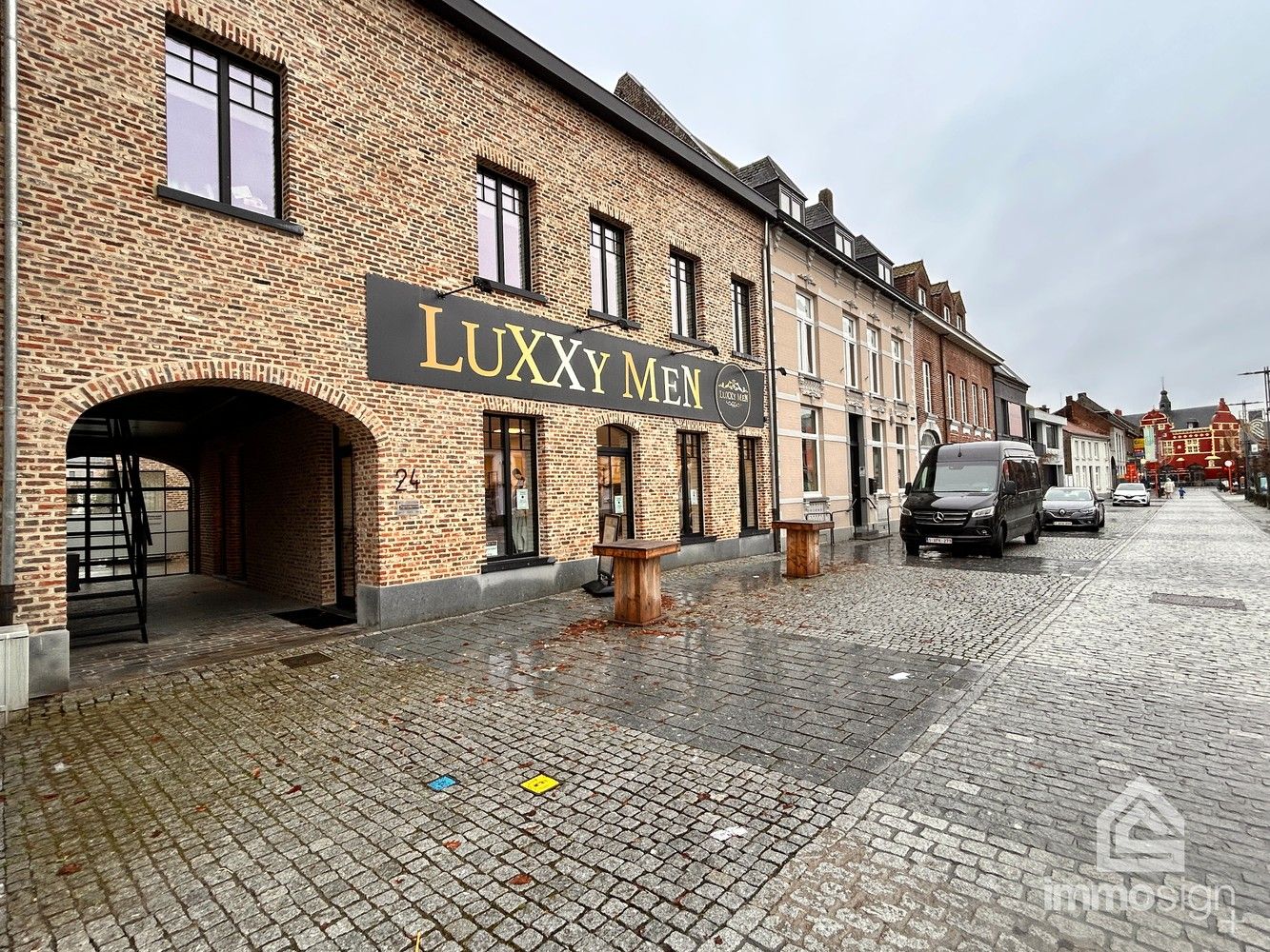 Gelijkvloers handelspand op toplocatie in het hart van Peer! foto 2