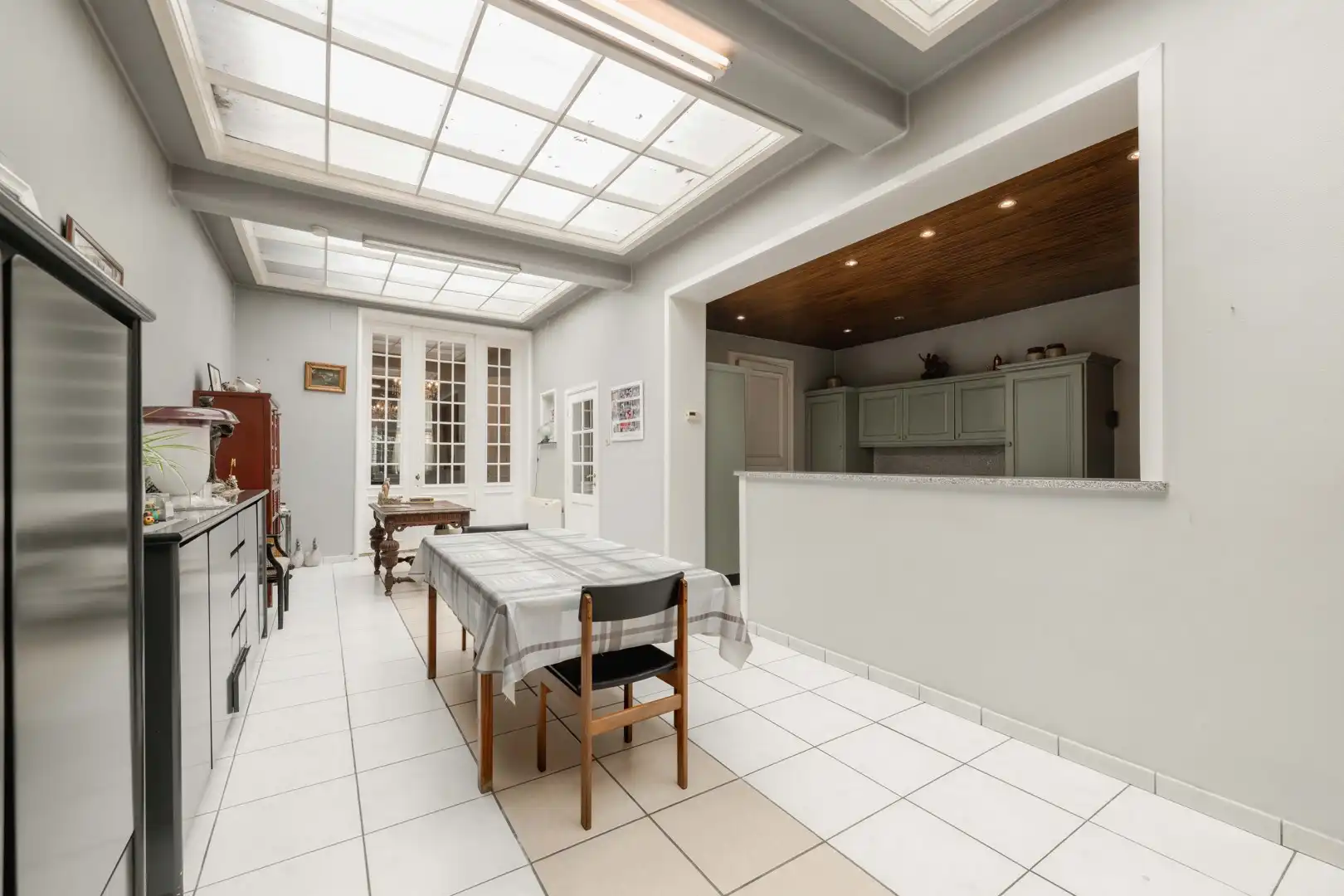 Uniek eigendom met karaktervolle woning en ruime loods op uitstekende ligging in Pittem! foto 14