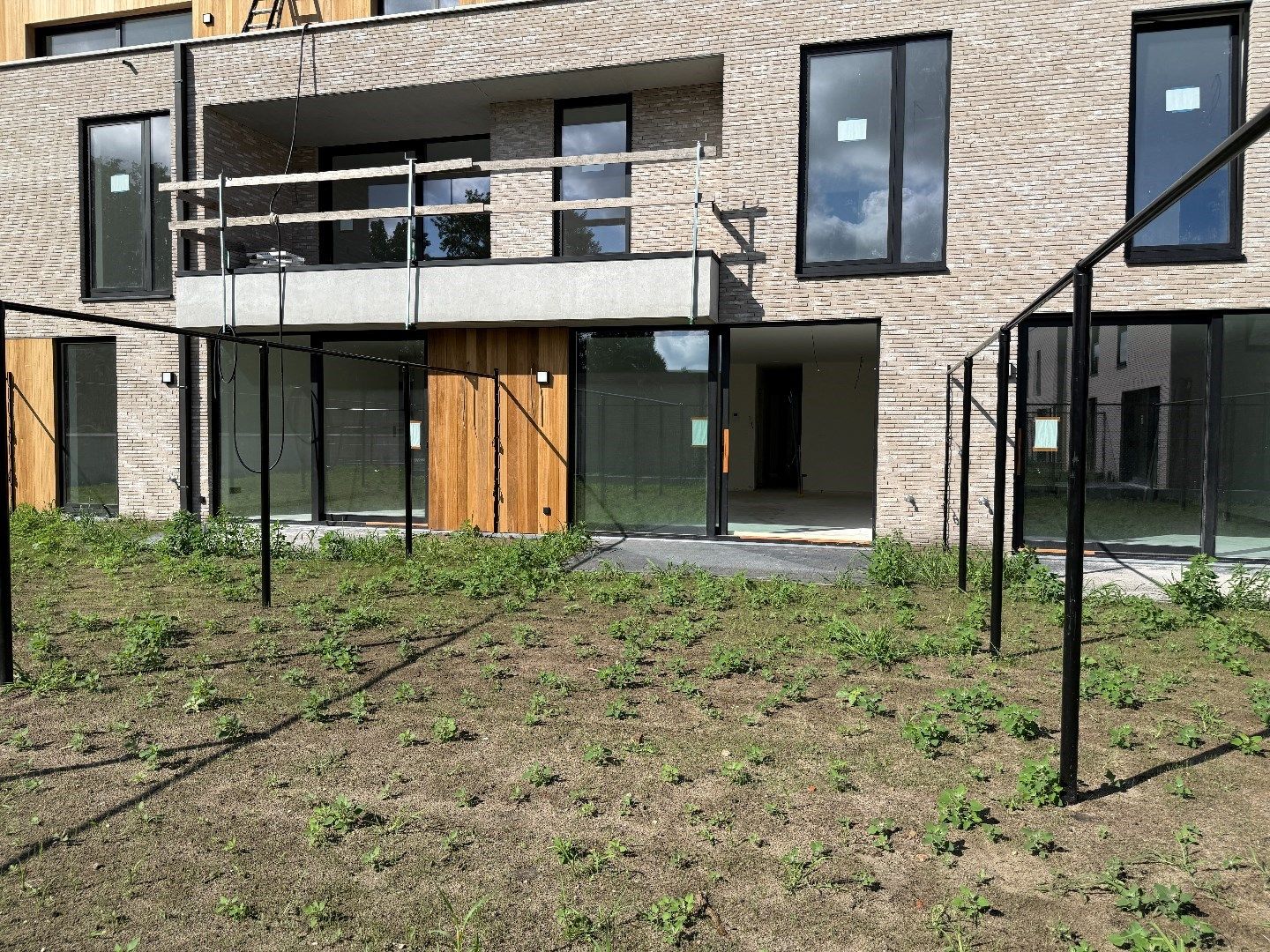  Gelijkvloers appartement met tuin en 2 slpk foto 15