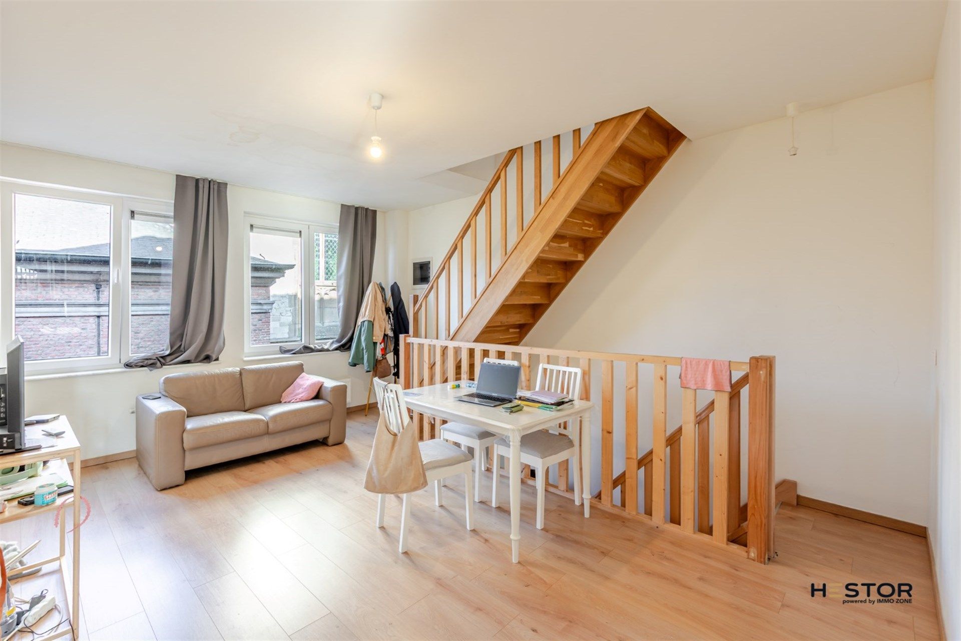 Centraal gelegen handelsruimte met duplex appartement in Sint-Niklaas foto 6