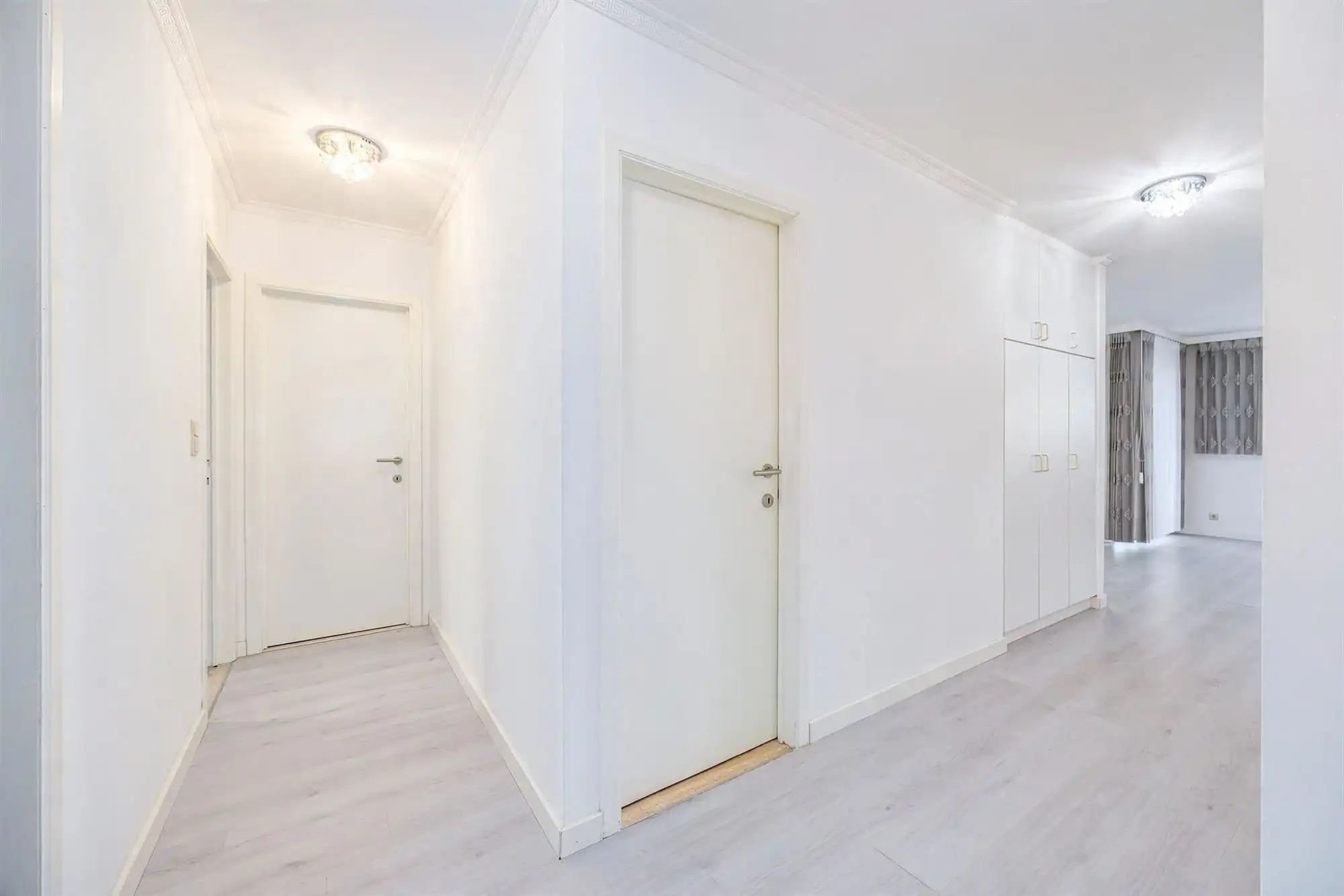 Ruim3-slpk appartement met terras en P foto 8