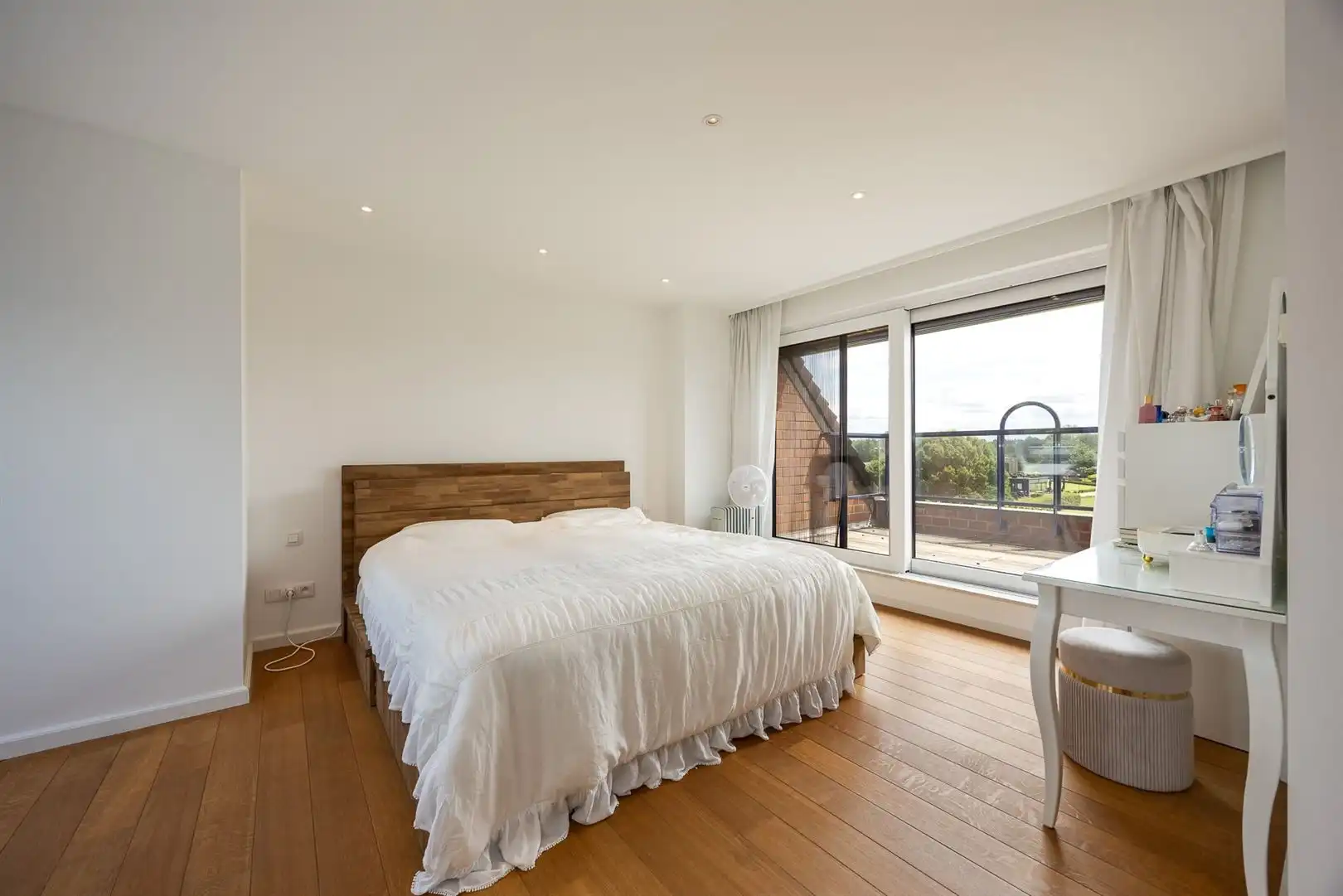 PENTHOUSE duplex 248m² op de golf van Brasschaat foto 25